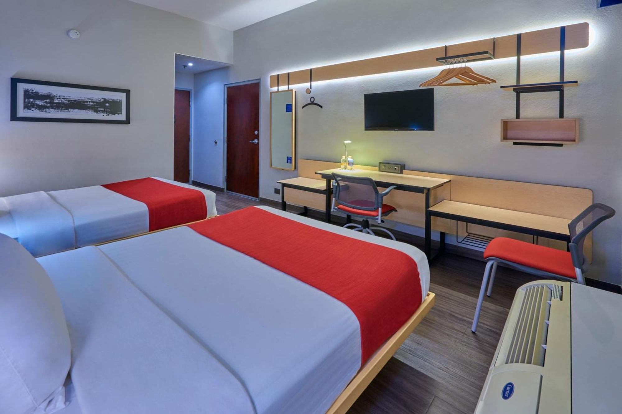 Hotel City Express By Marriott Chihuahua 4*