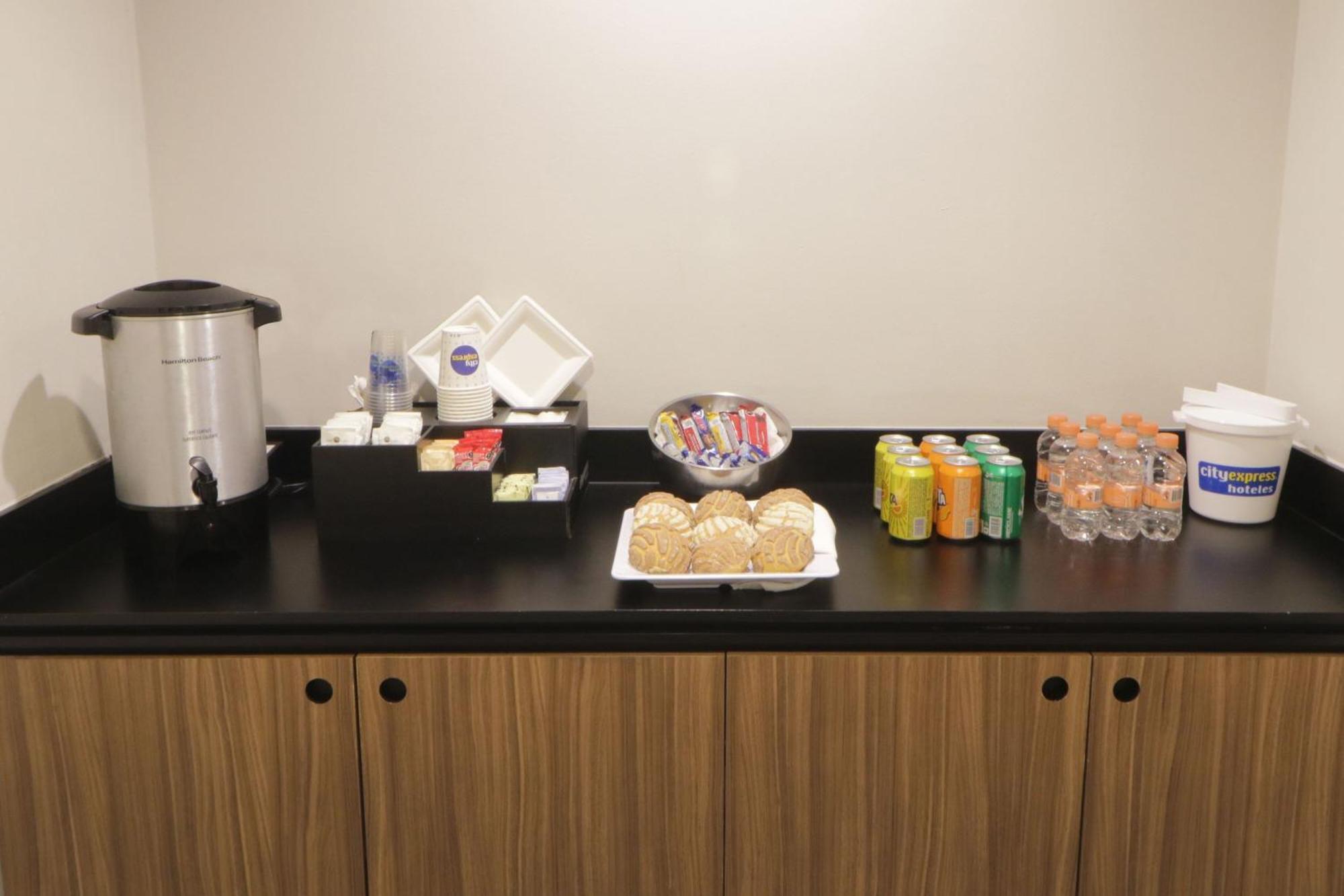 Hotel City Express By Marriott Chihuahua 4*