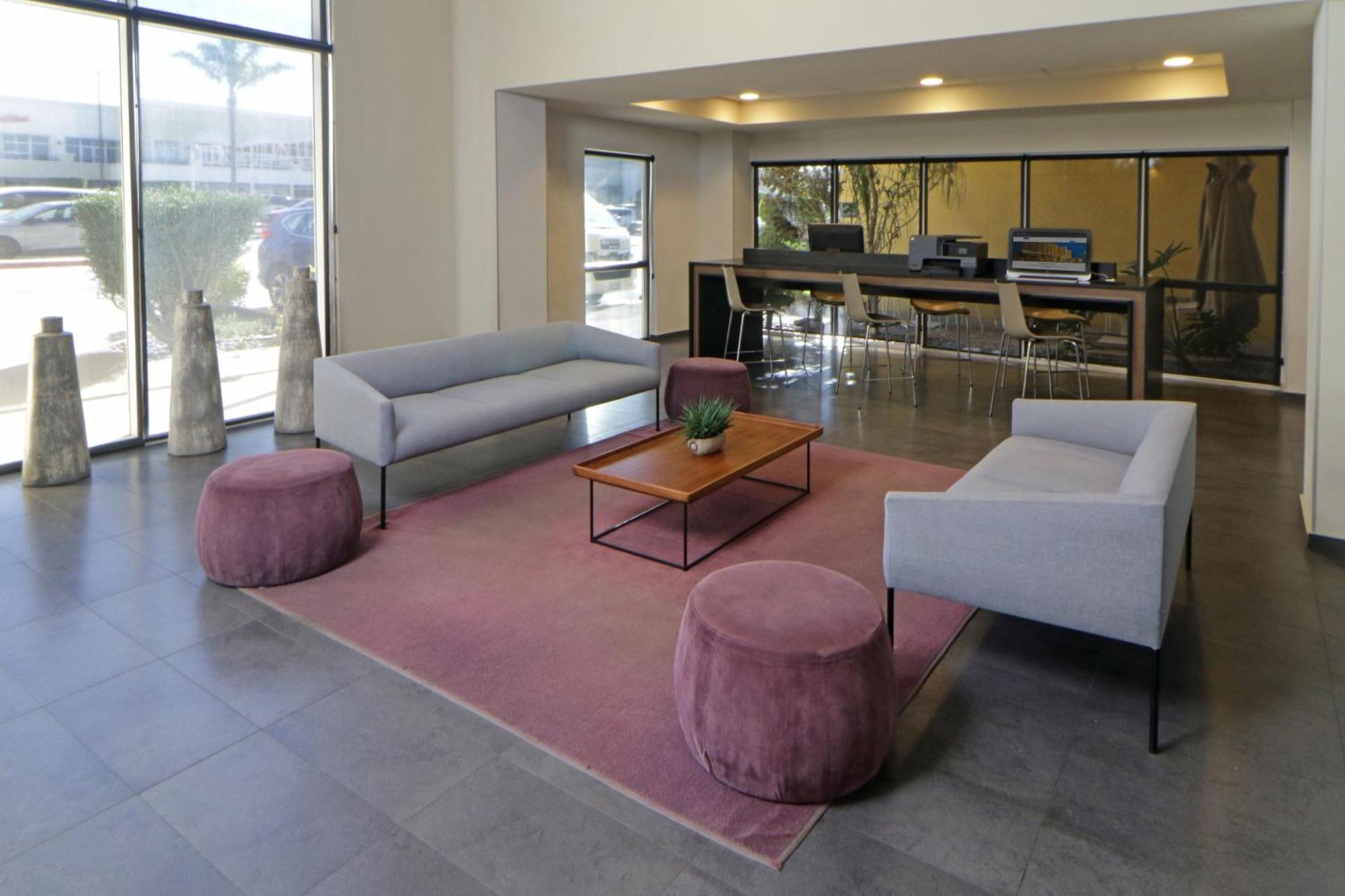 Hotel Express By Marriott Rosarito