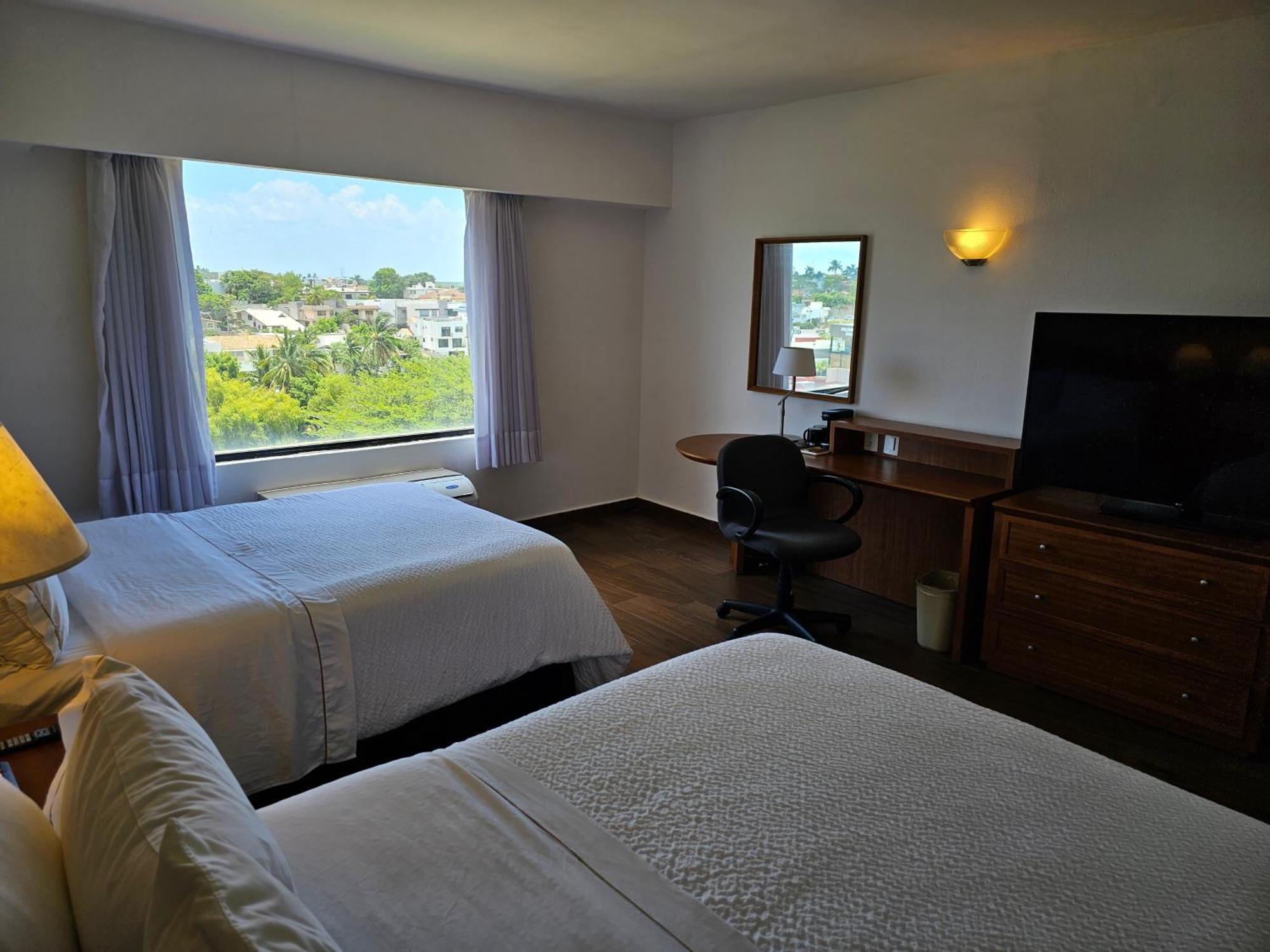 Fiesta Hotel Tampico