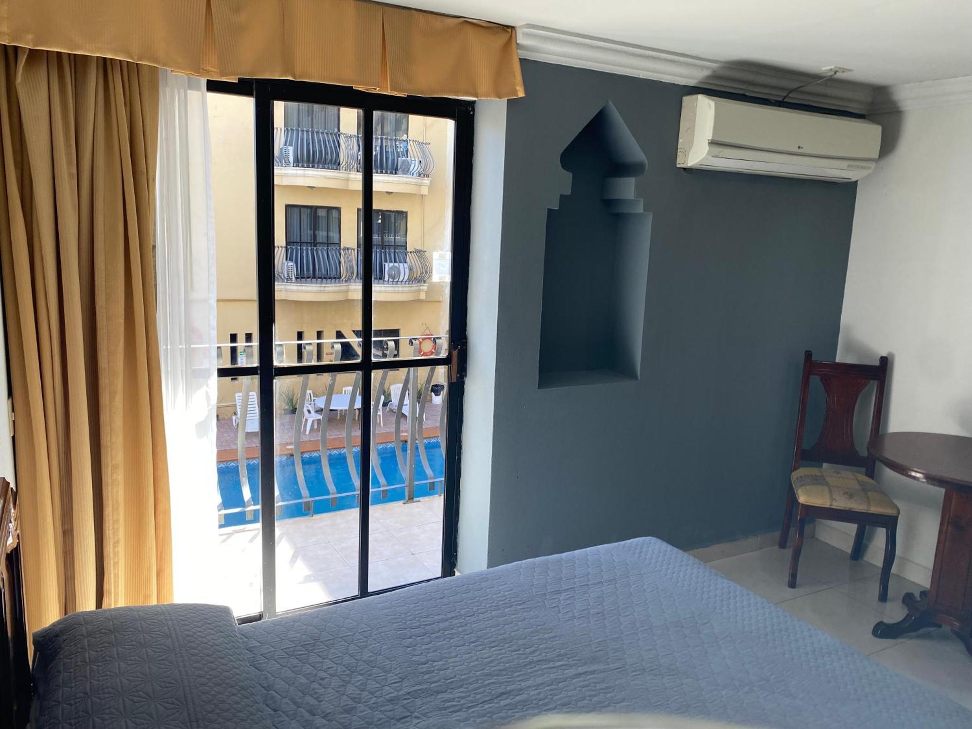 Grand Royal 3* Tampico