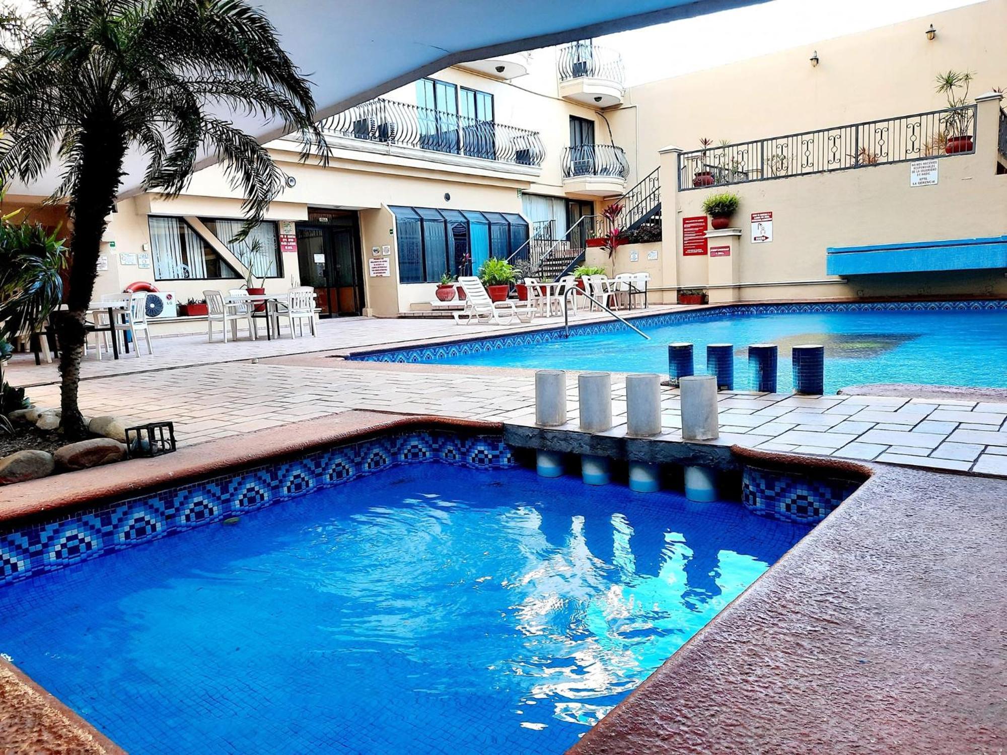 Grand Royal Tampico