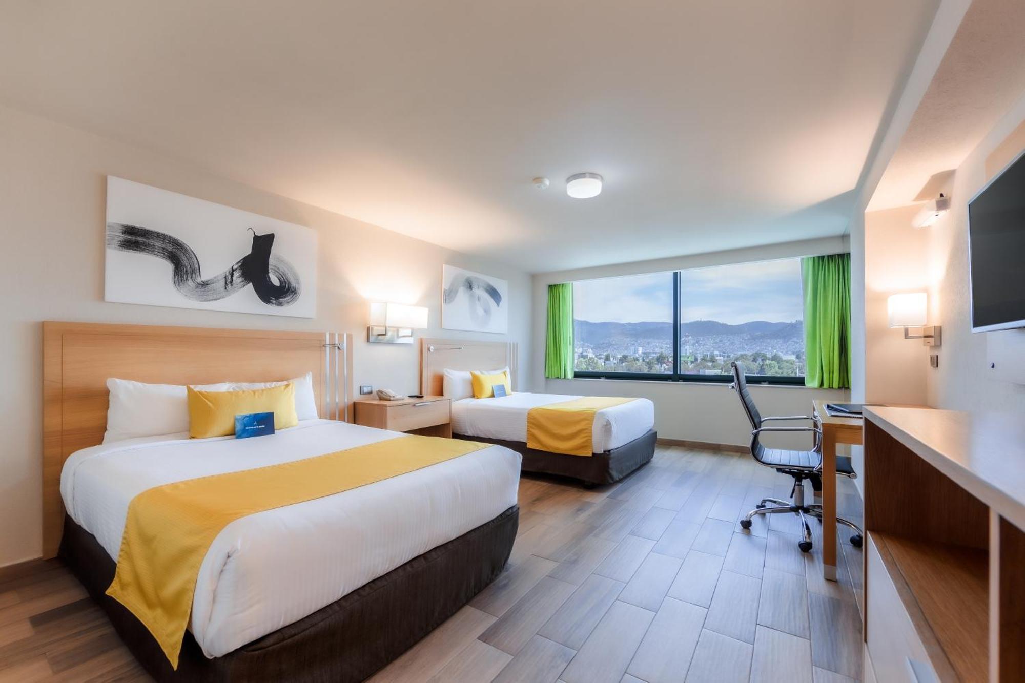 La Joya Hotel