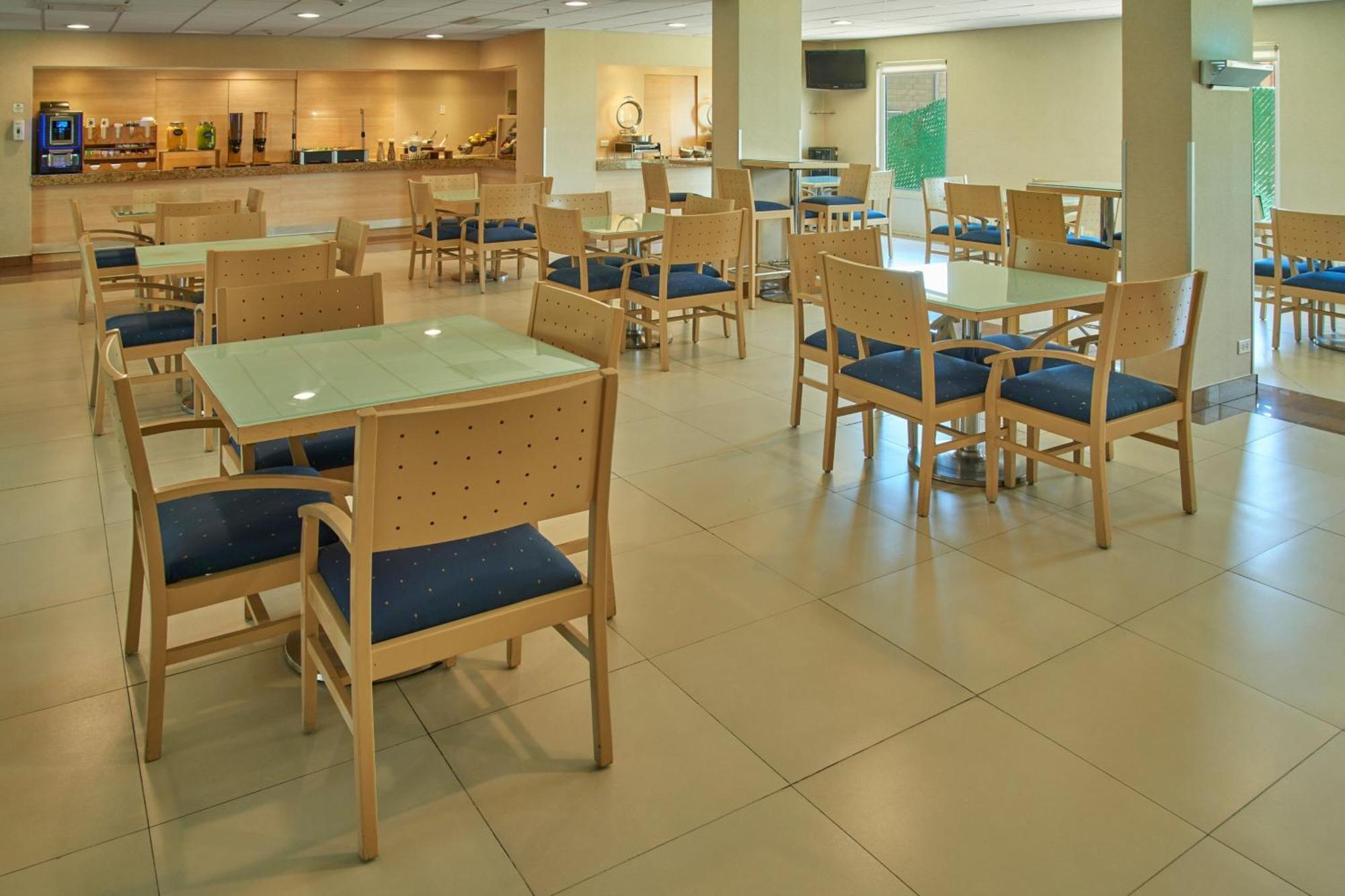 Express By Marriott Hotel