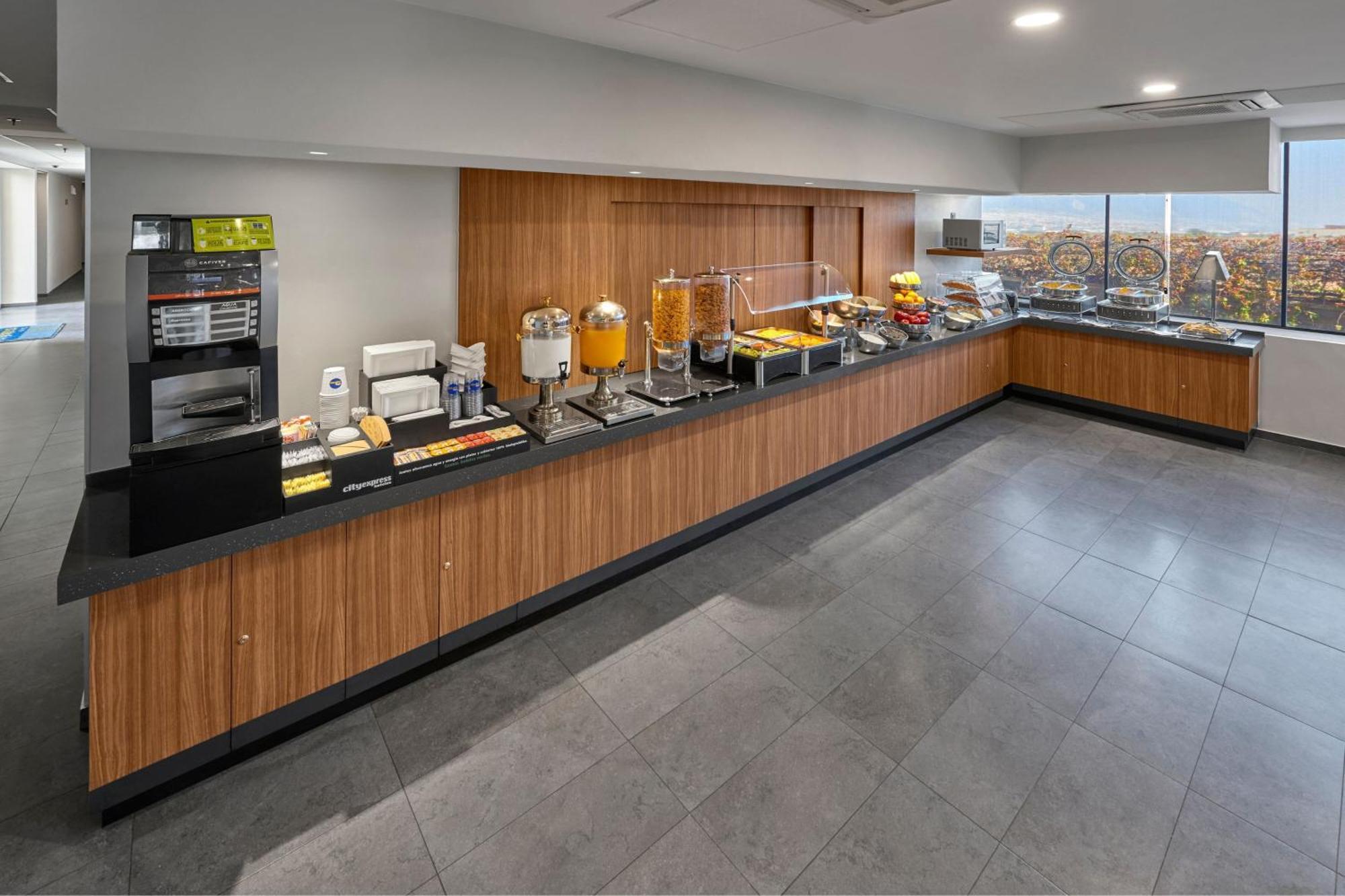 Hotel Express By Marriott 3*