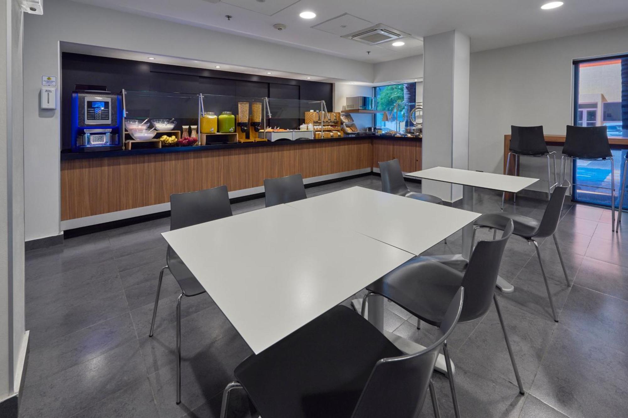 Express By Marriott Rio 4*