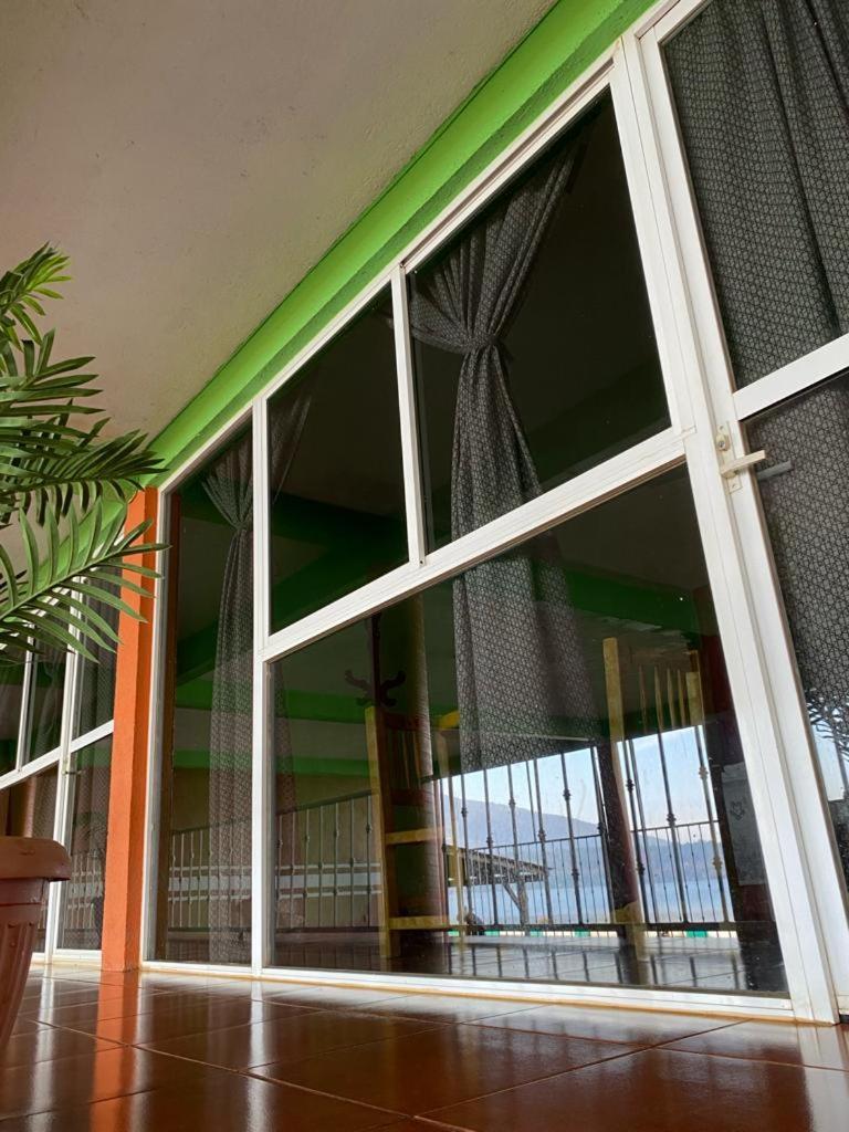 Cabanas Y Habitaciones El Malecon Chalet *