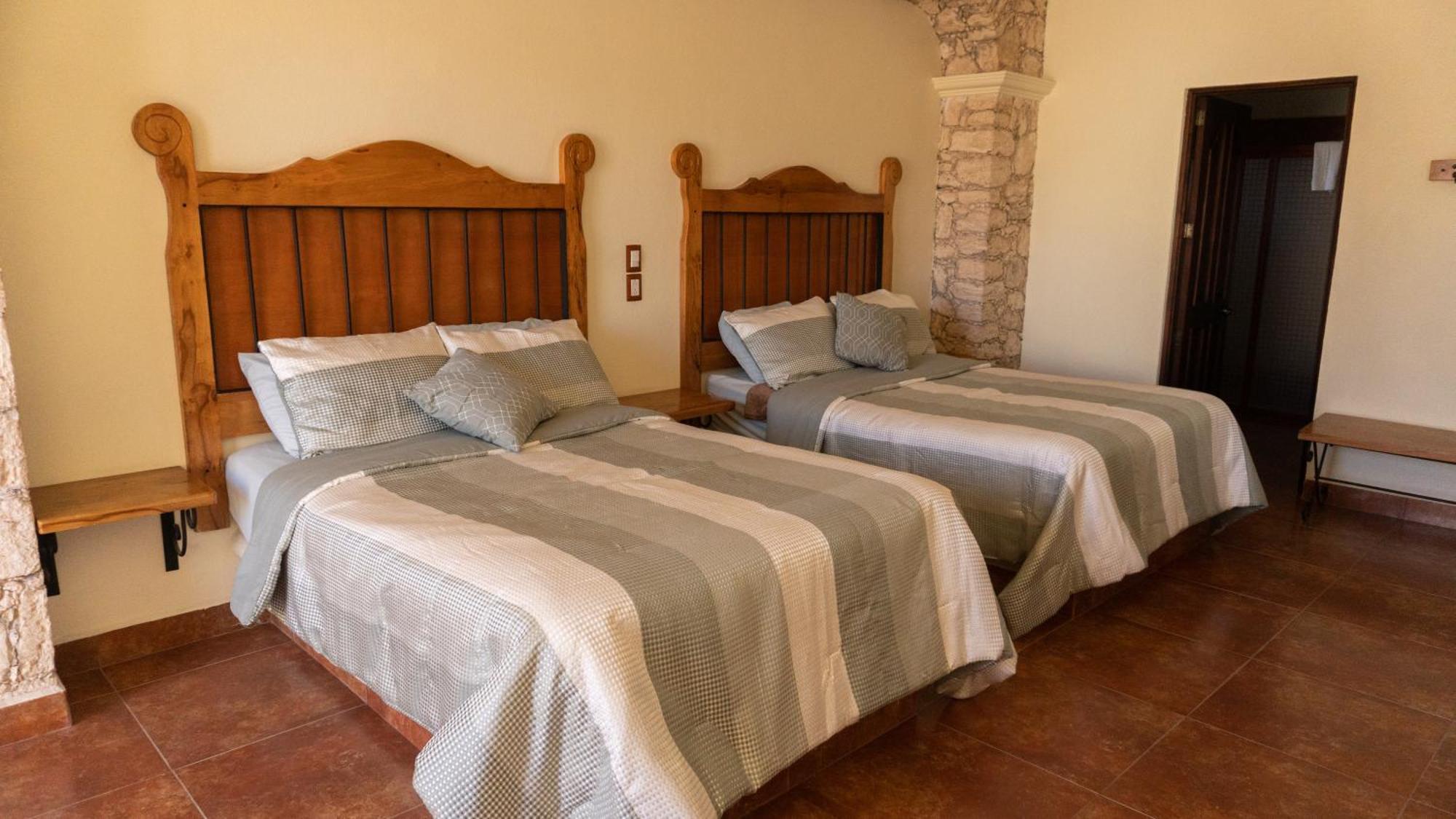 Hotel Mariazel Bernal