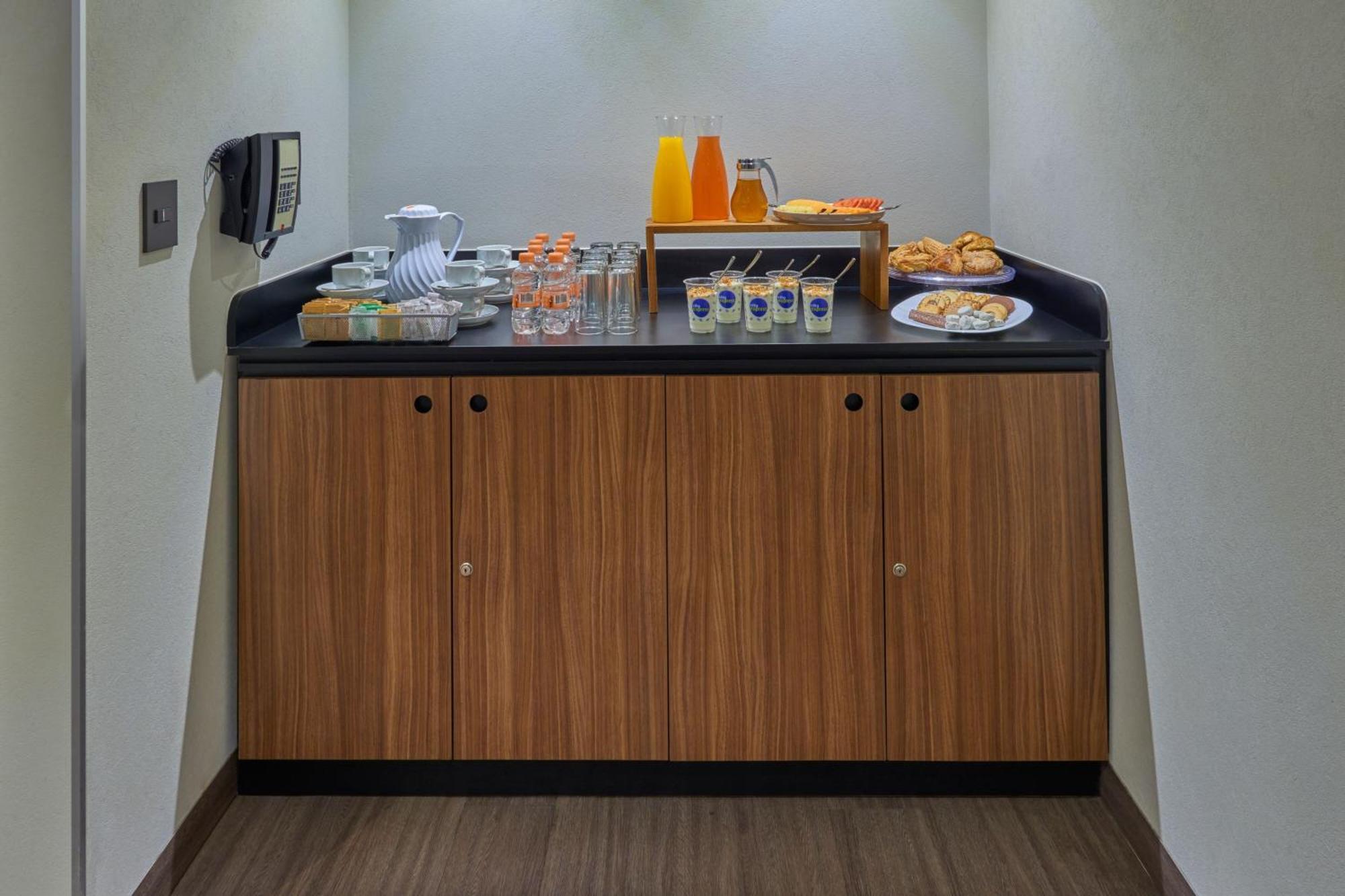 Hotel Express By Marriott Monterrey Lindavista 4*