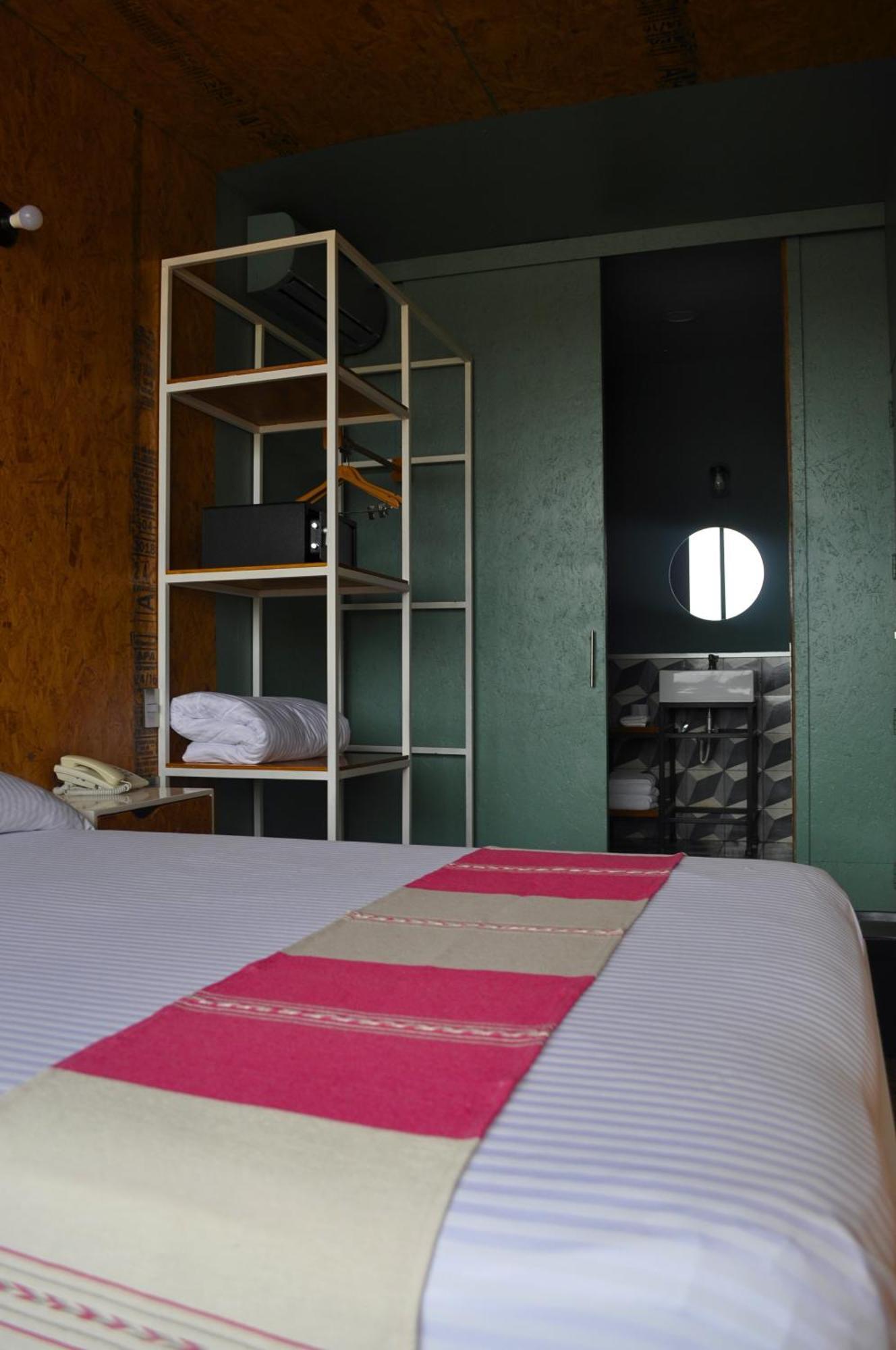 Hotel Momotus Tuxtla - Desayuno Incluido 4*