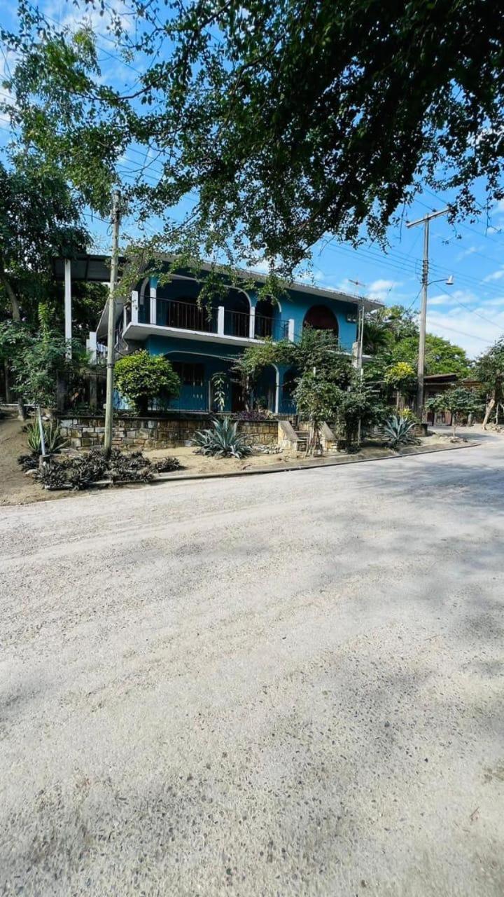 Casa Mama Lulu * Aquismon