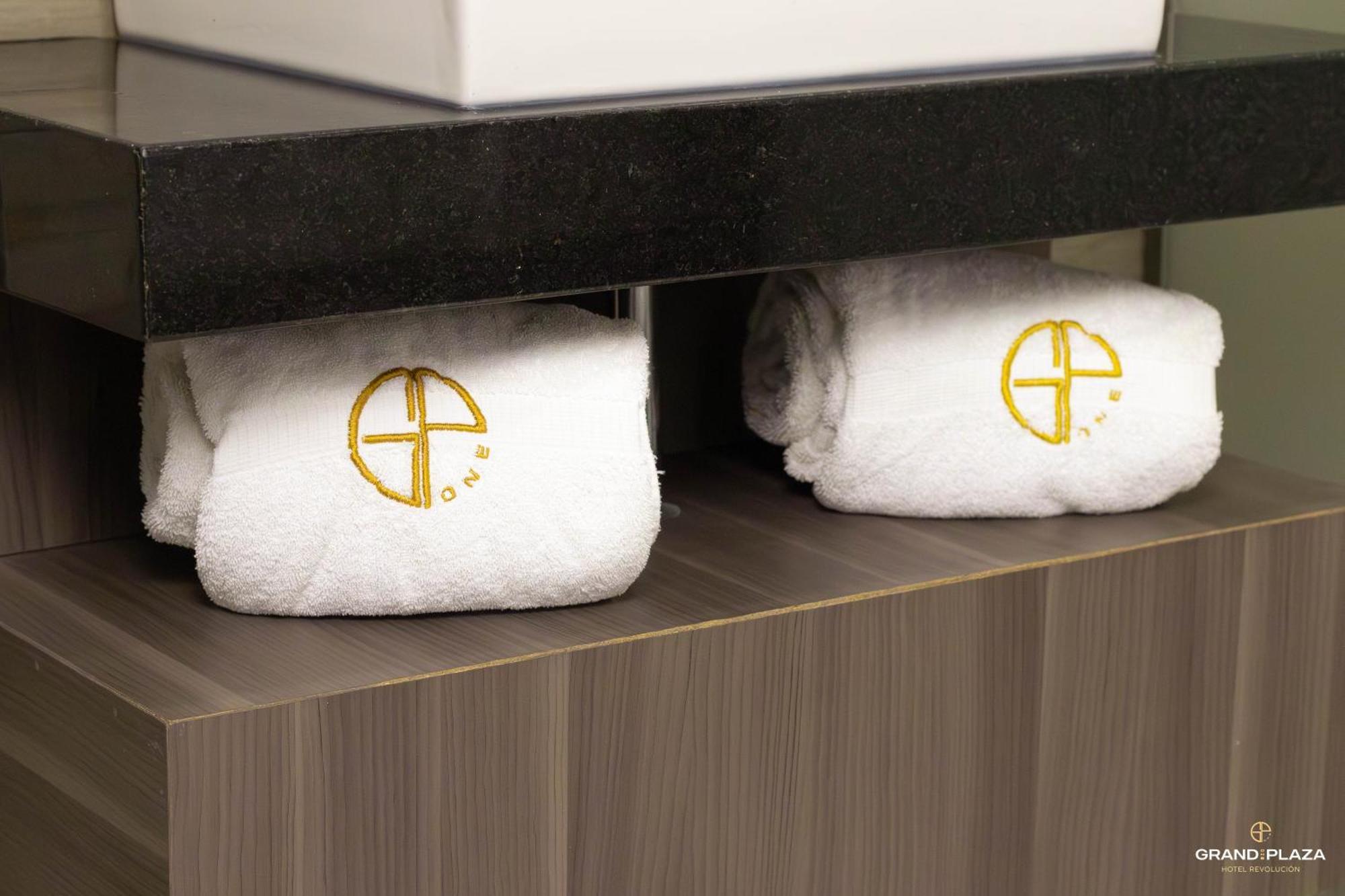 Hotel Grand One Plaza Tijuana