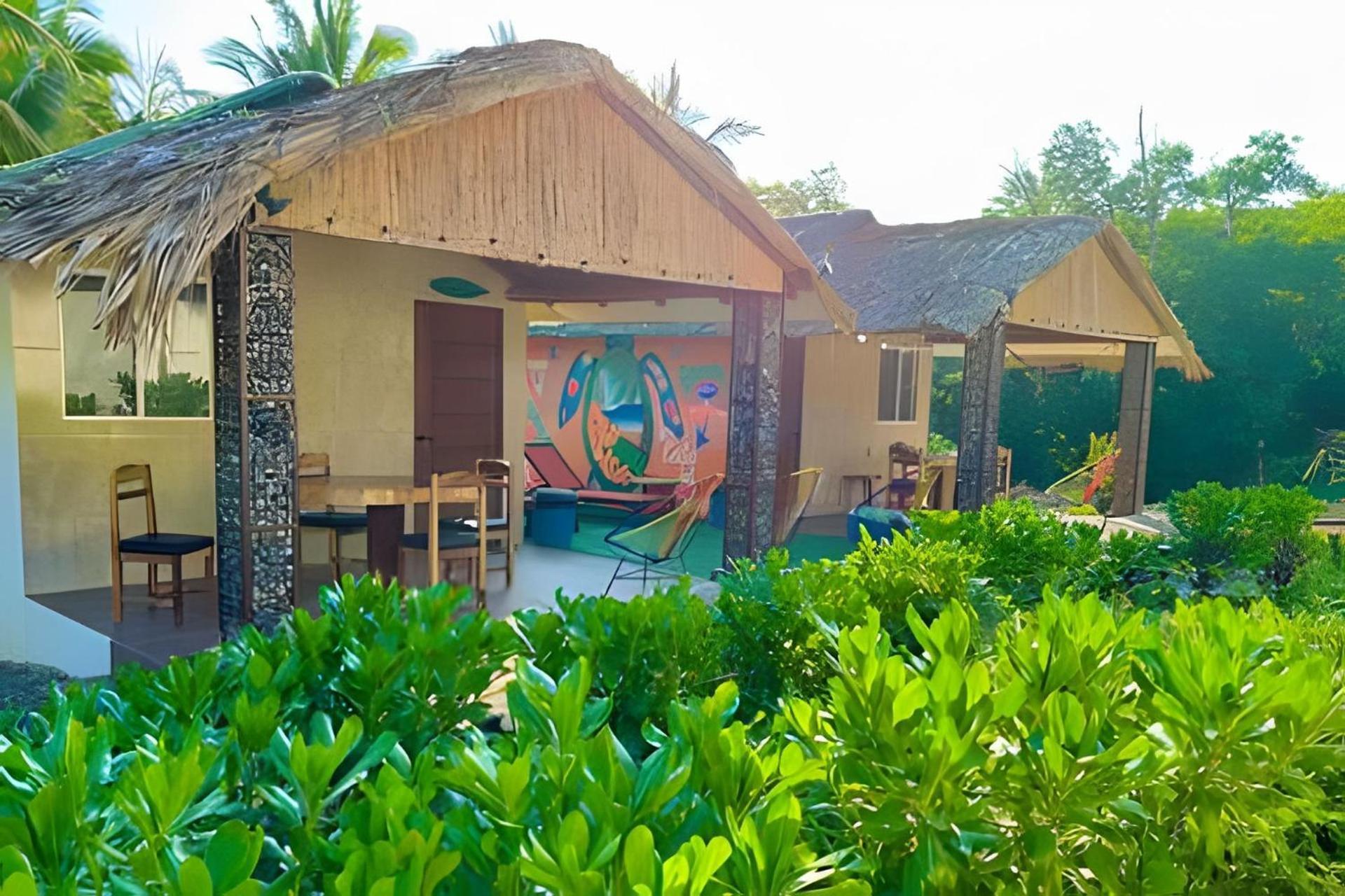 Casa Palmas Playa La Saladita Zihuatanejo
