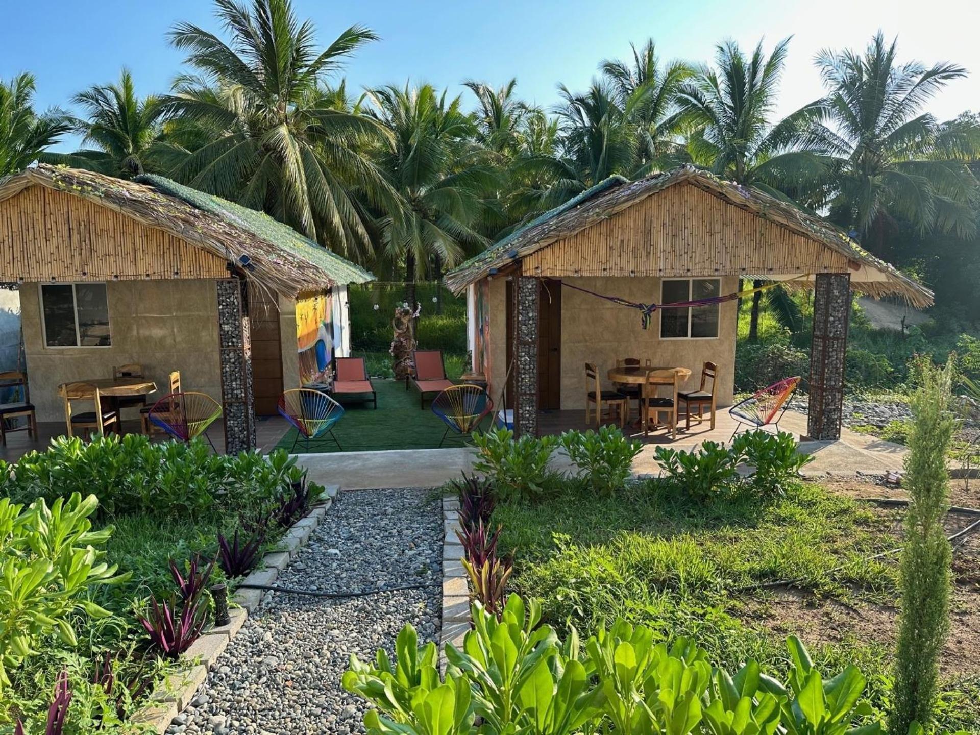 Casa Palmas Playa La Saladita