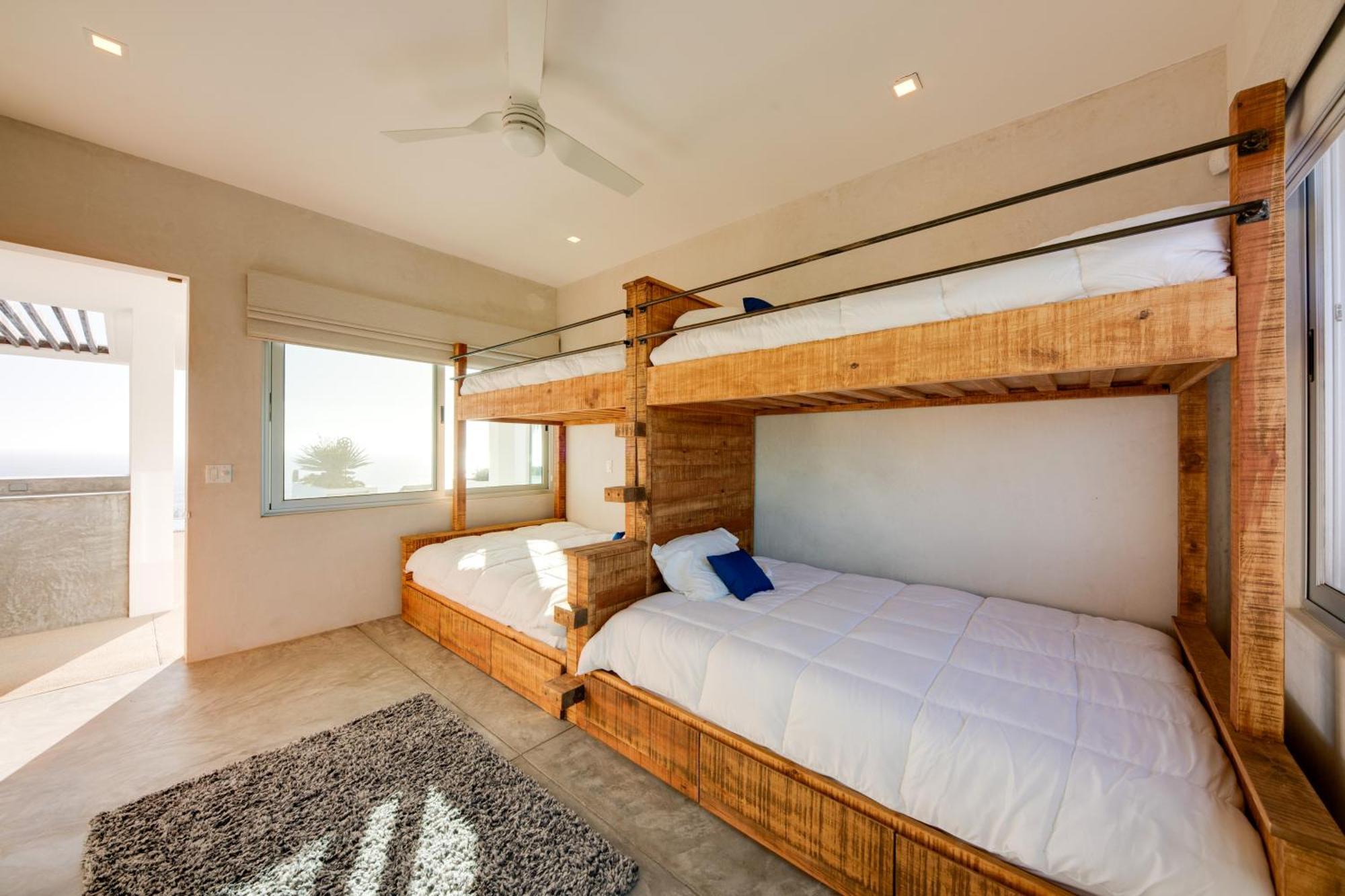 Luxury Ocean-view With Pool By Cerritos Villa