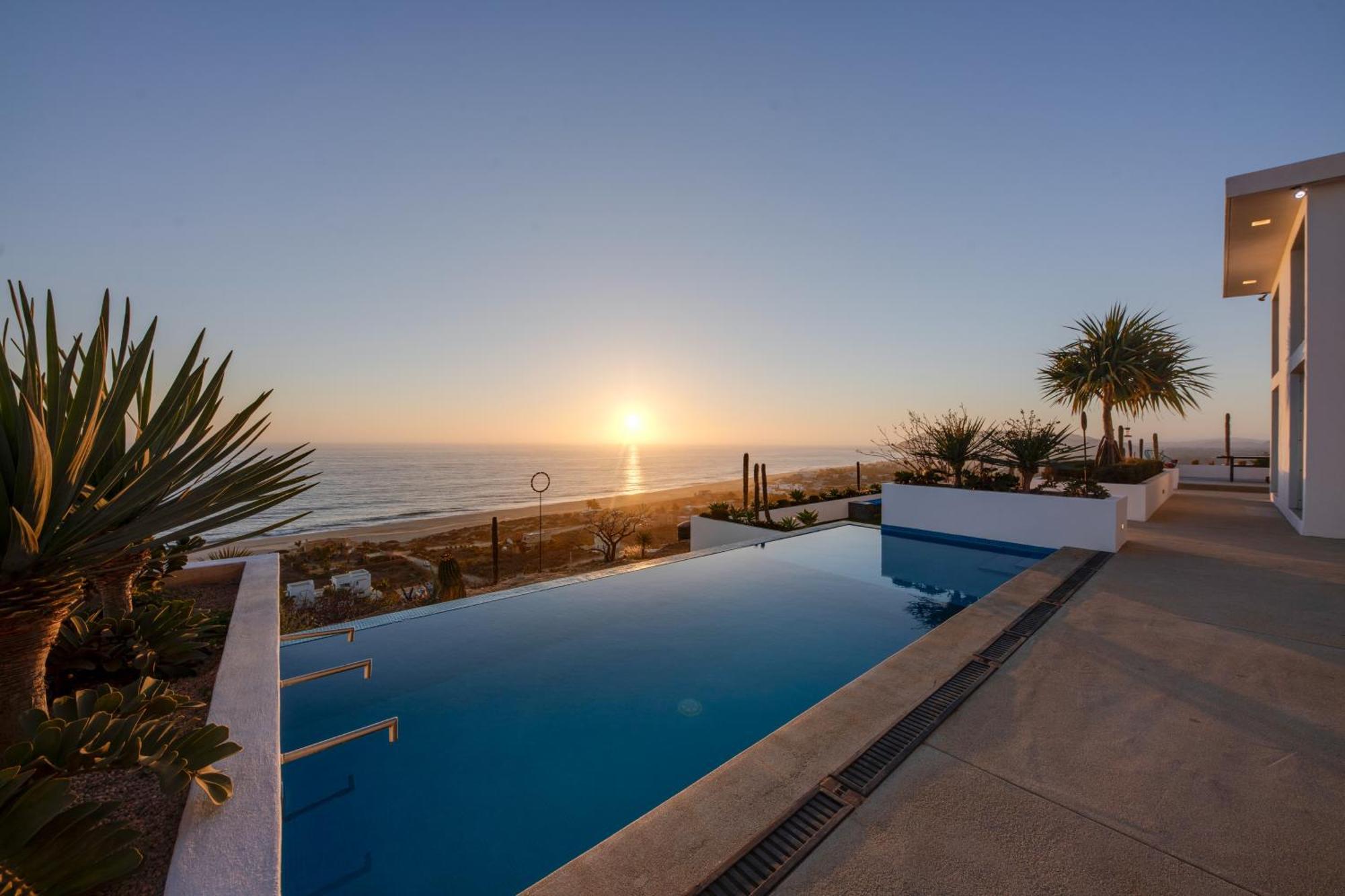 Luxury Ocean-view With Pool By Cerritos