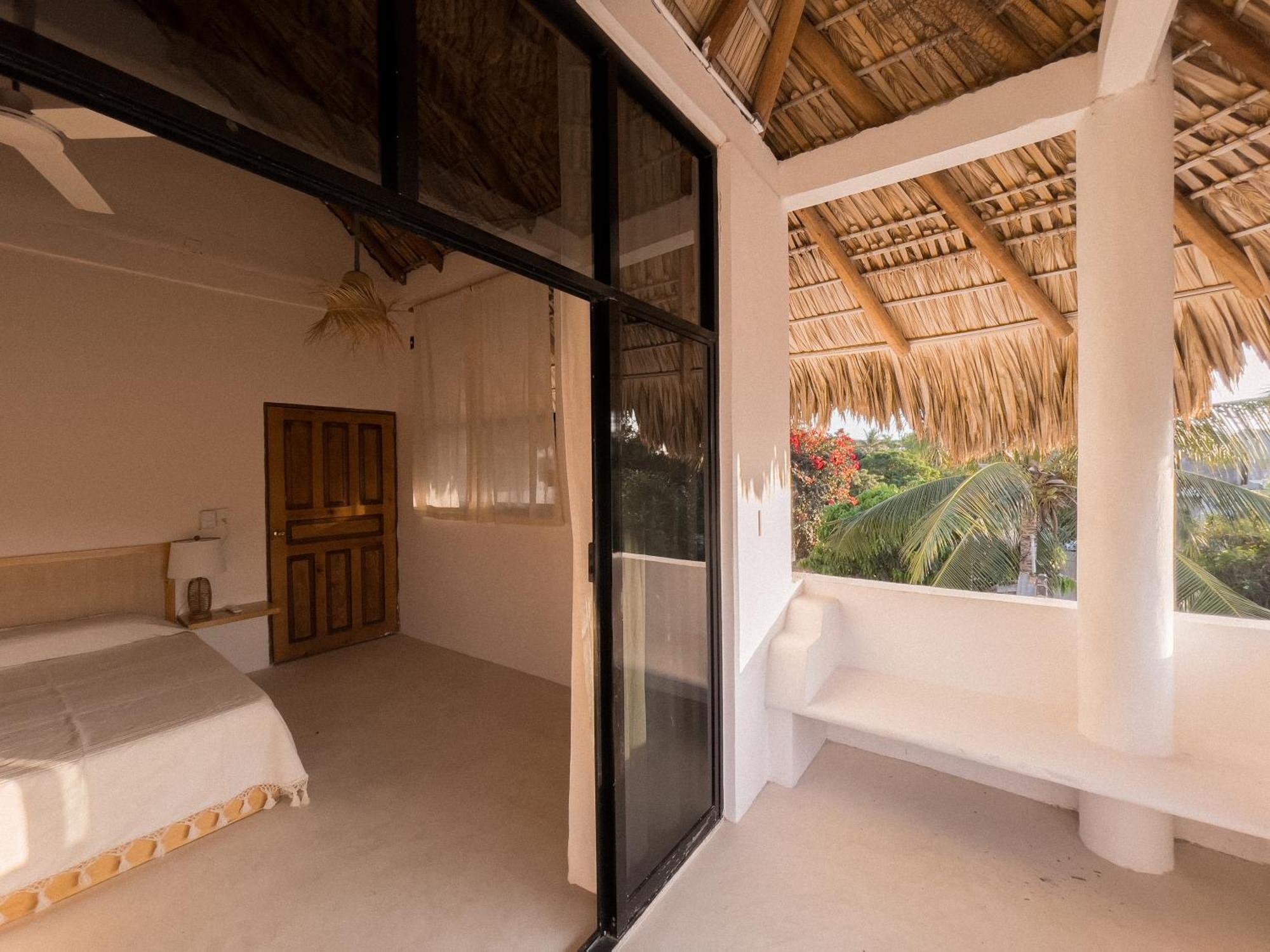 Hotel La Punta Brisas de Zicatela