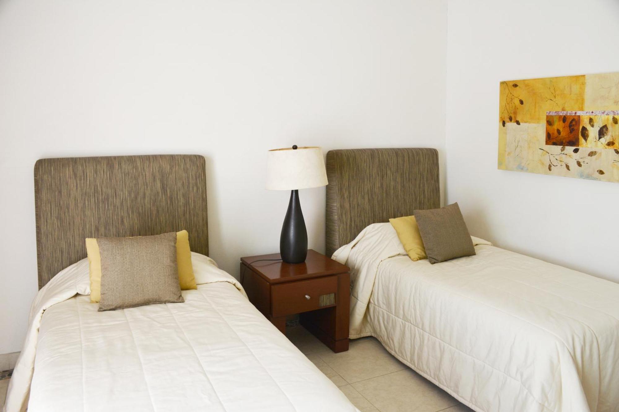 Mayan Lakes Apartment Acapulco