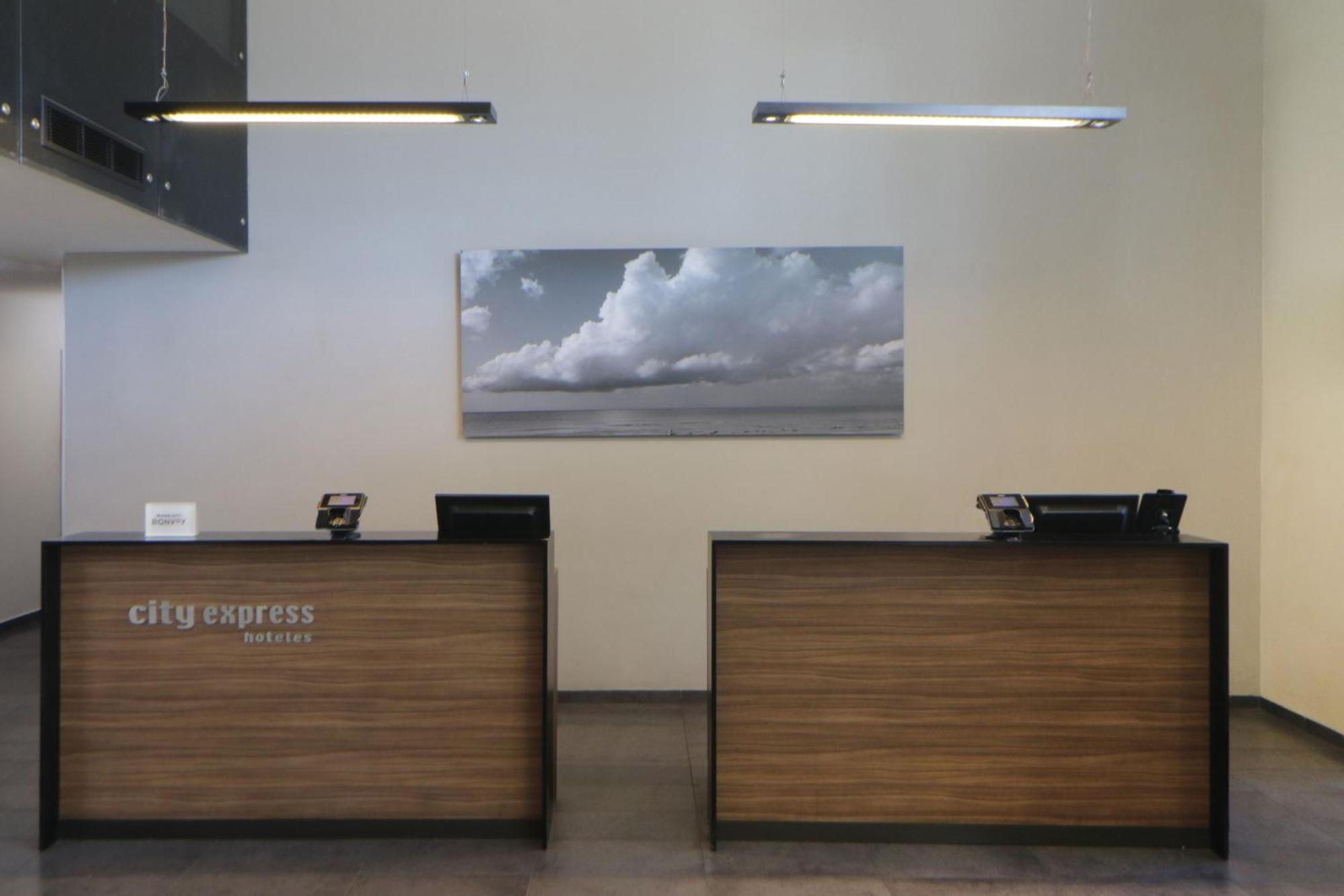 Express By Marriott Hotel