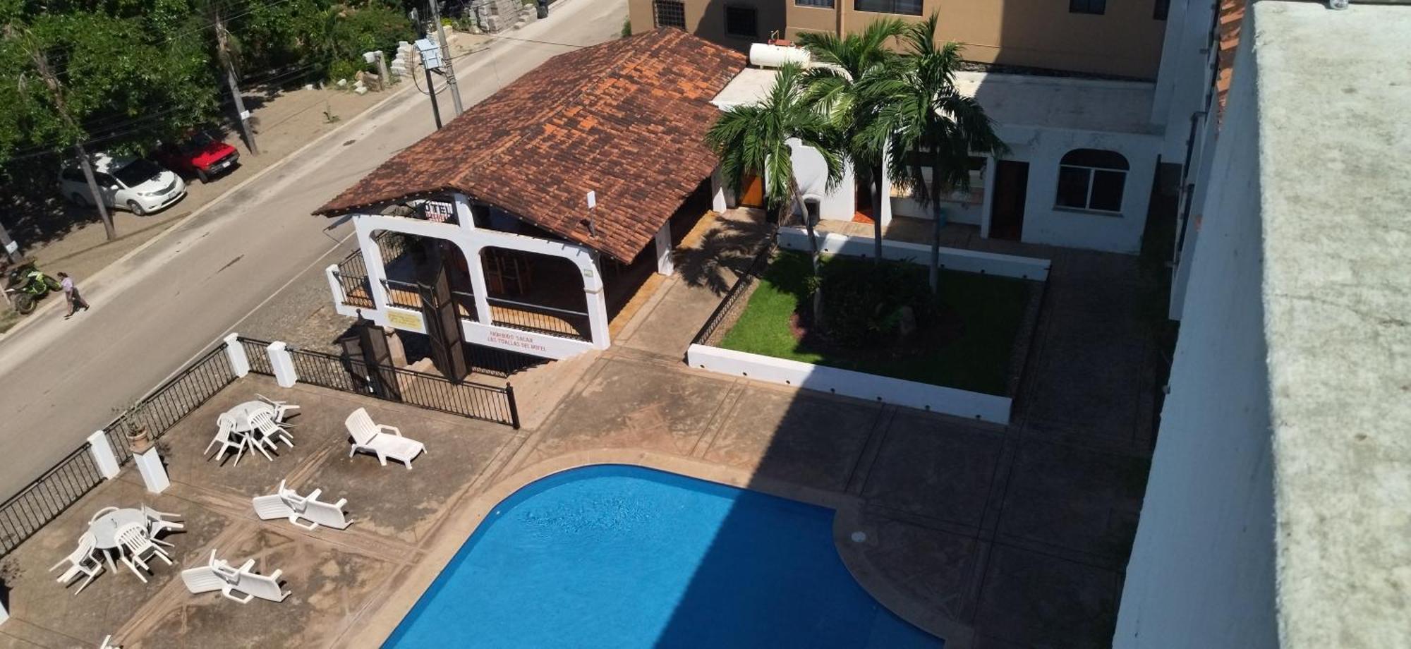 Paraiso Escondido Hotel