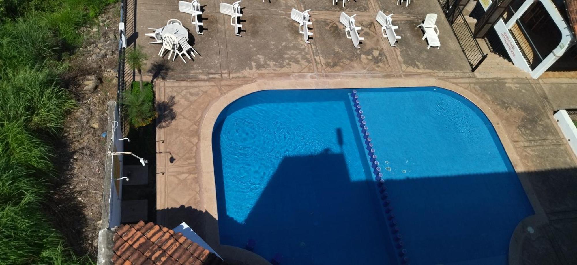 Paraiso Escondido Hotel *