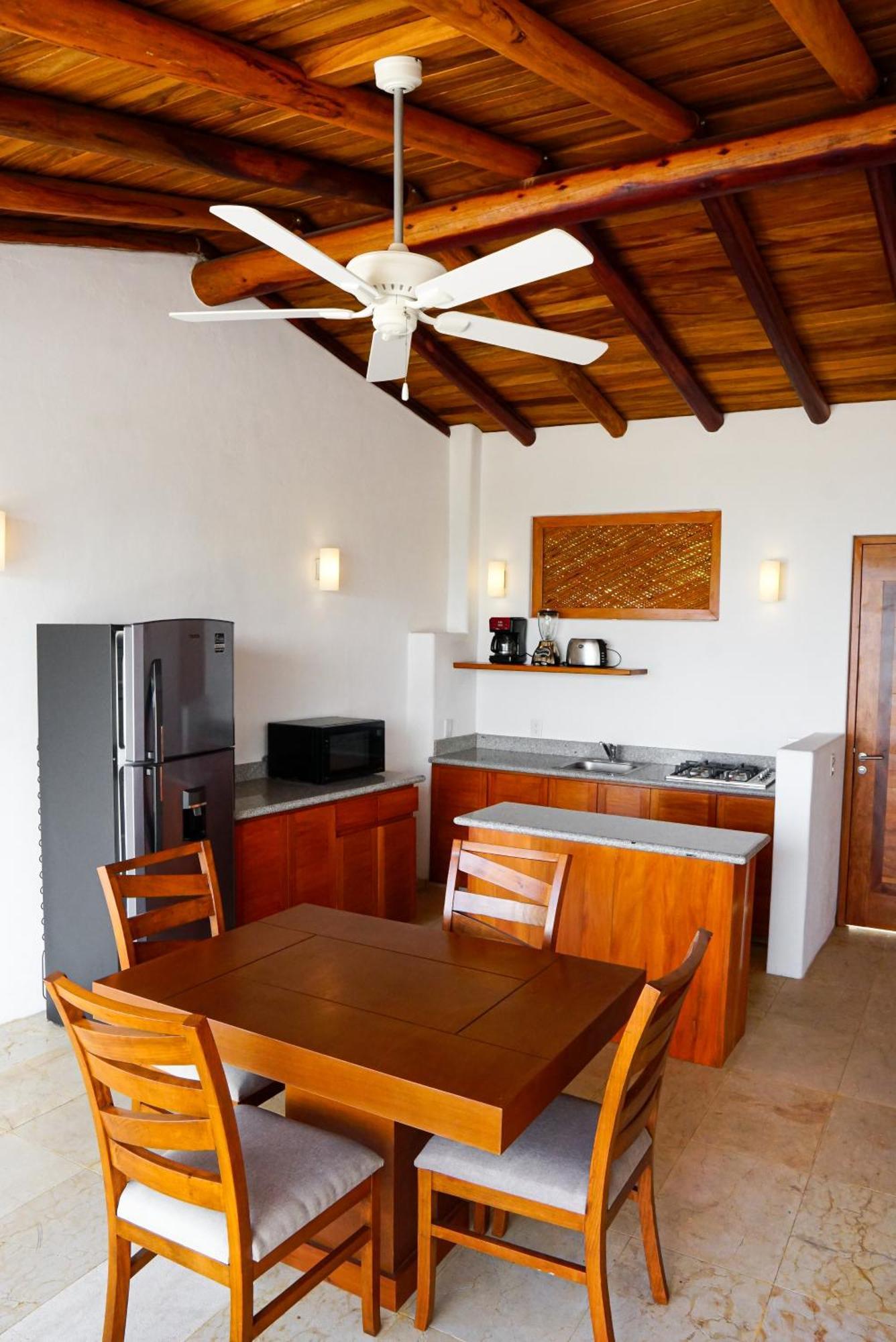 Villa San Sebastian Zihuatanejo