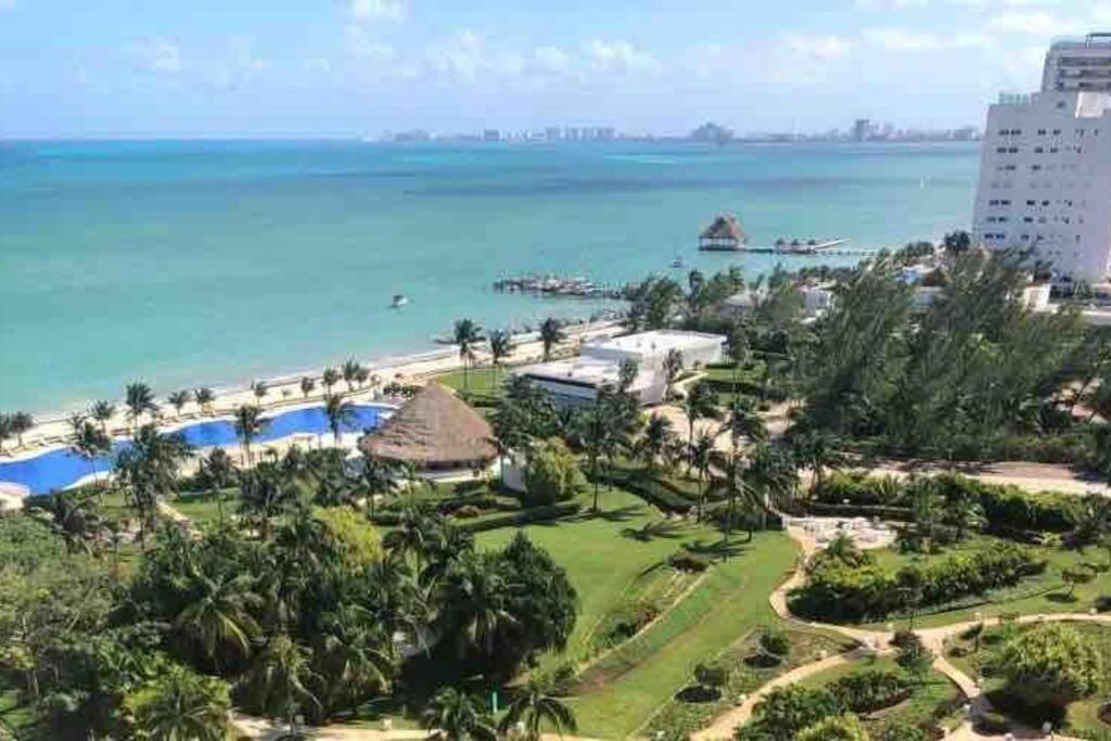 Apartment Luxury Beachfront Amara