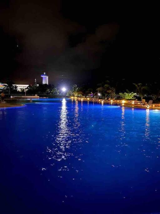 Luxury Beachfront Amara Apartment
