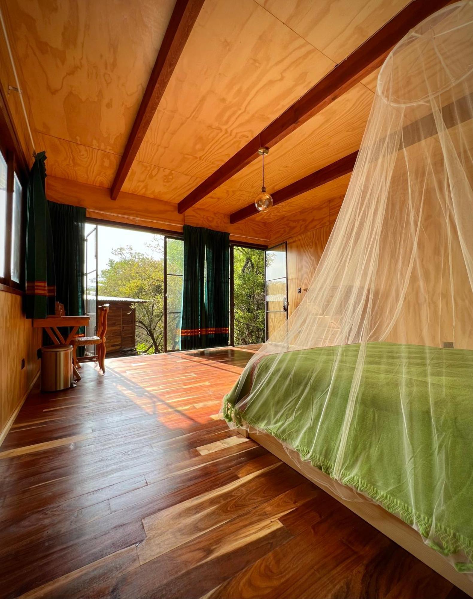 Santuario Ave Fenix-cabanas Tepoztlan