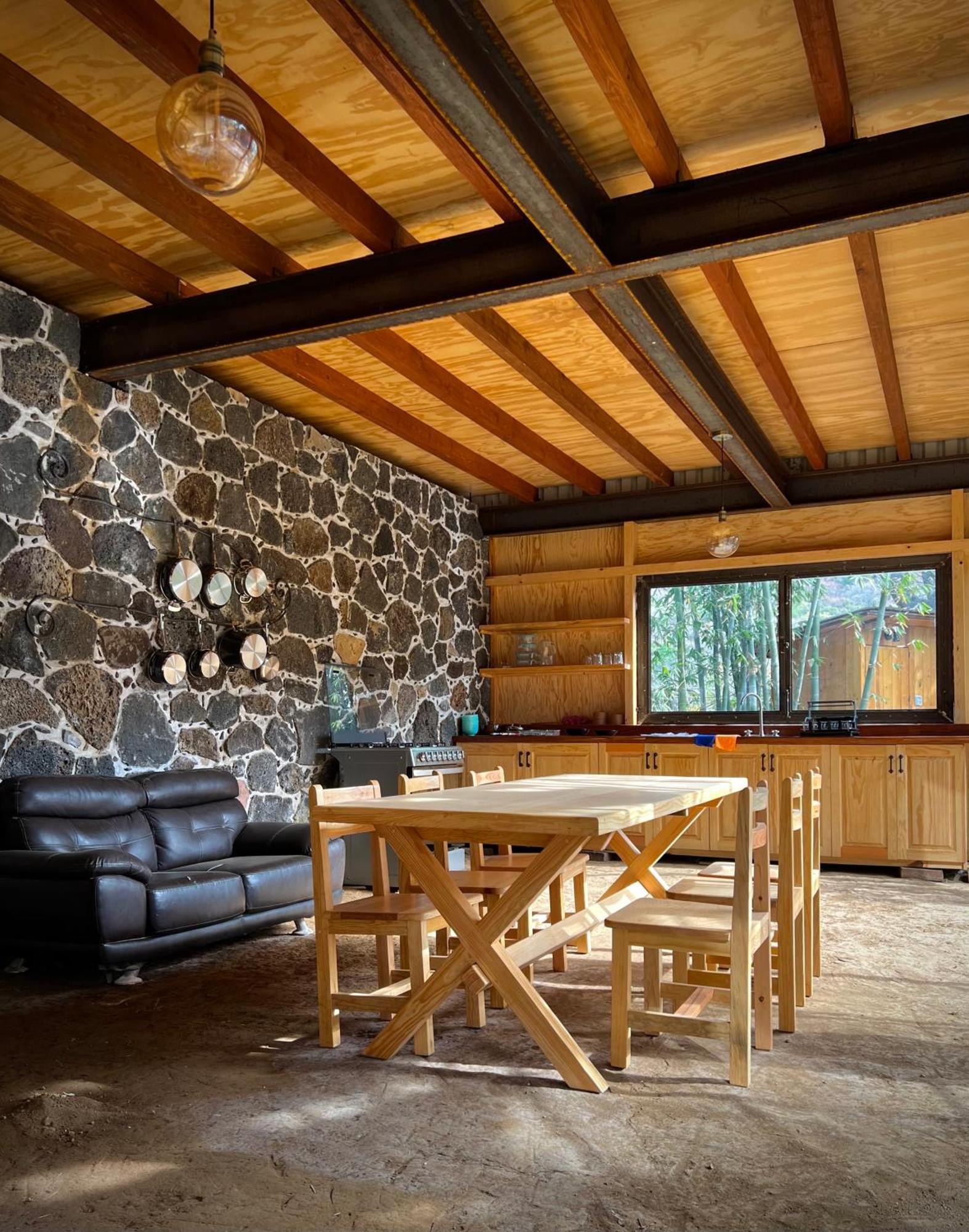 Country house Santuario Ave Fenix-cabanas Tepoztlan
