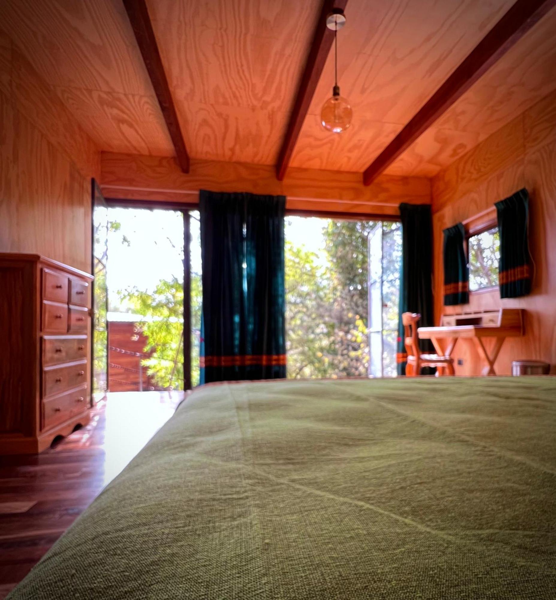 Country house Santuario Ave Fenix-cabanas Tepoztlan