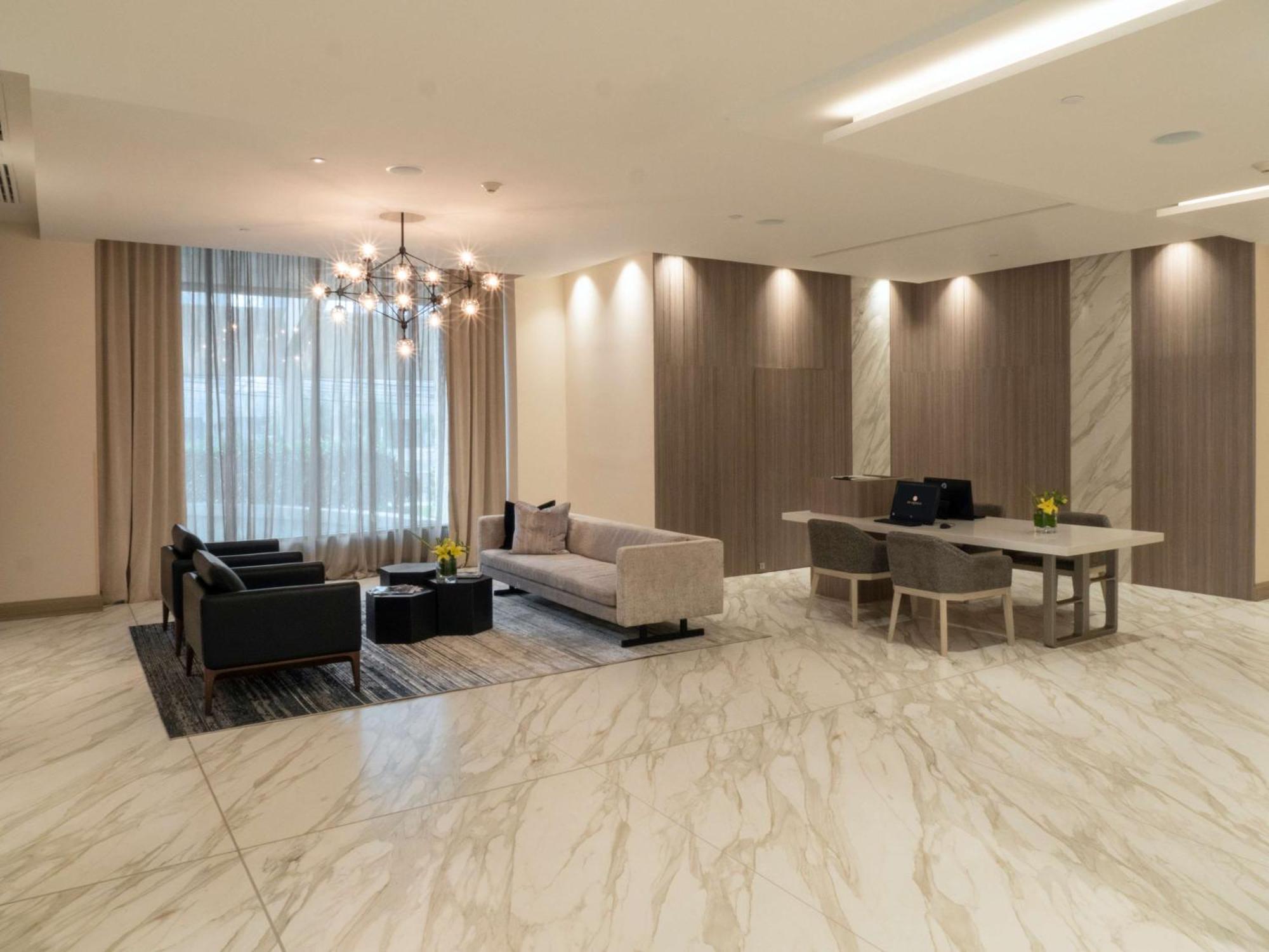 Ms Milenium Monterrey Curio Collection By Hilton 4*