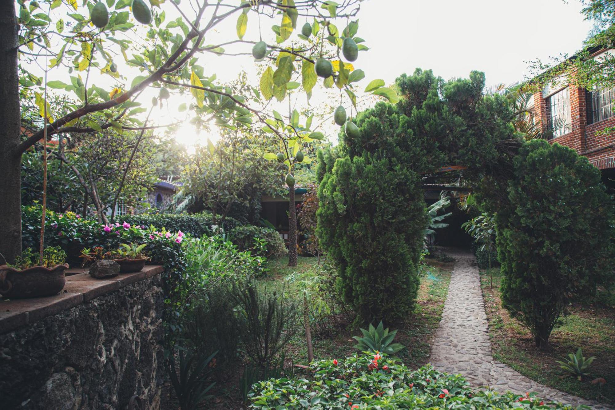 La Del Valle (adults Only)