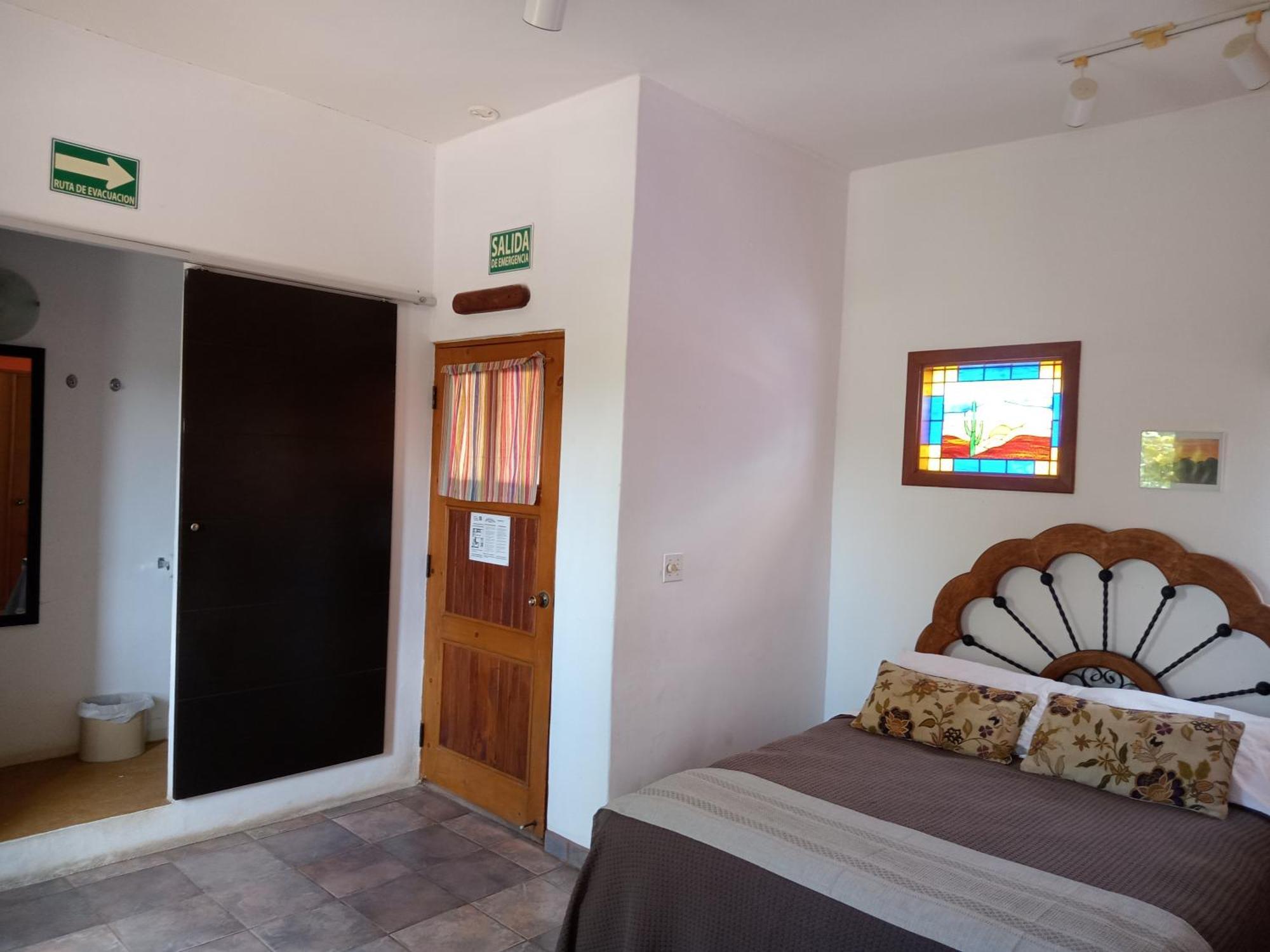 Bed & Breakfast Hacienda De Palmas *
