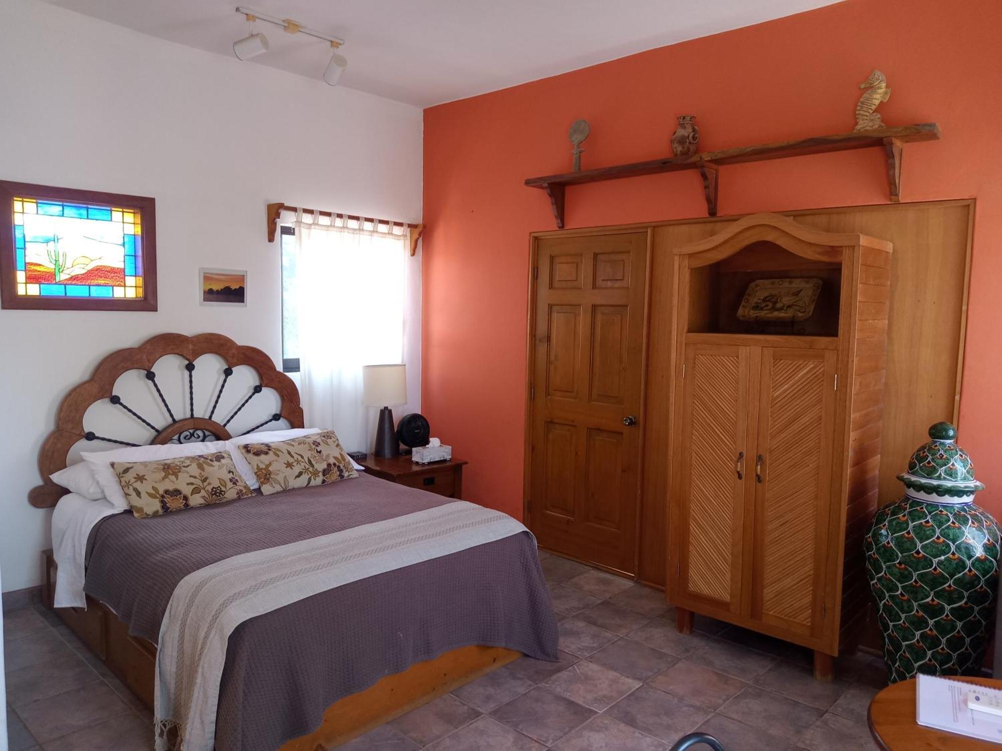 Hacienda De Palmas Bed & Breakfast