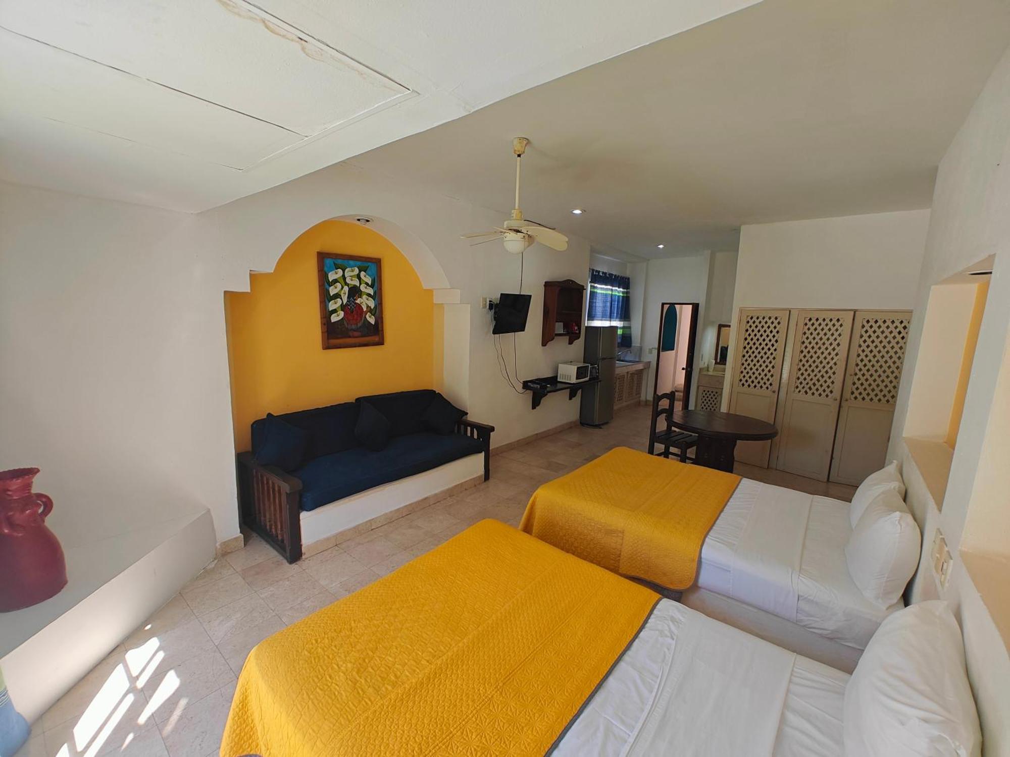 Plaza Huatulco Hotel 3*