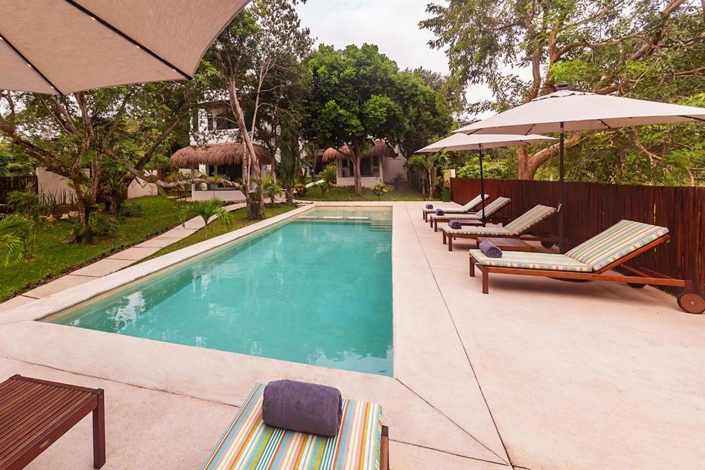 Hotel Mi Kasa Tu Kasa By Nah 4*