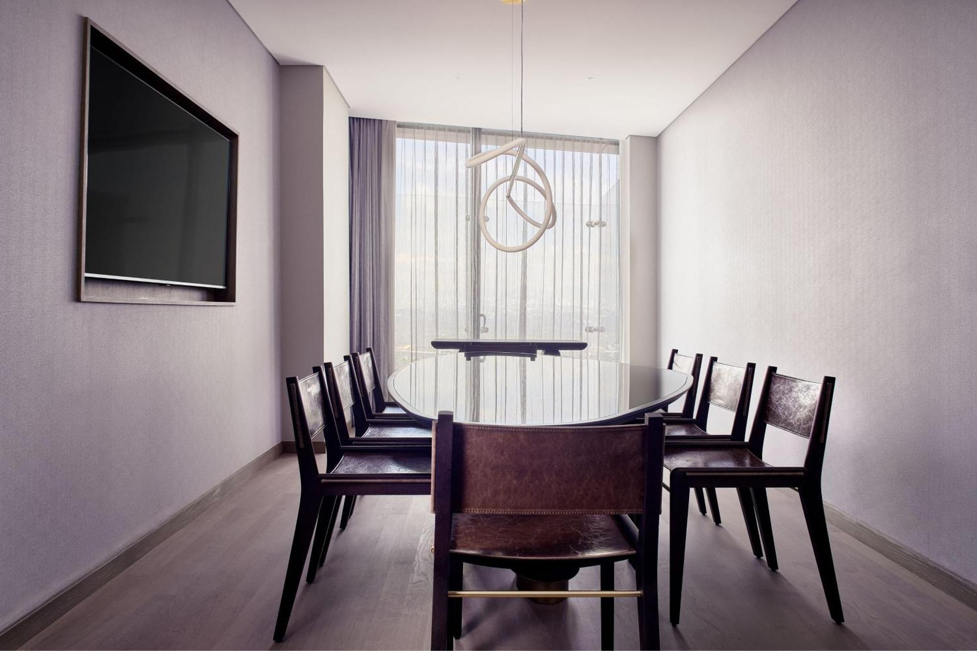 The Ritz-carlton Residences 5*