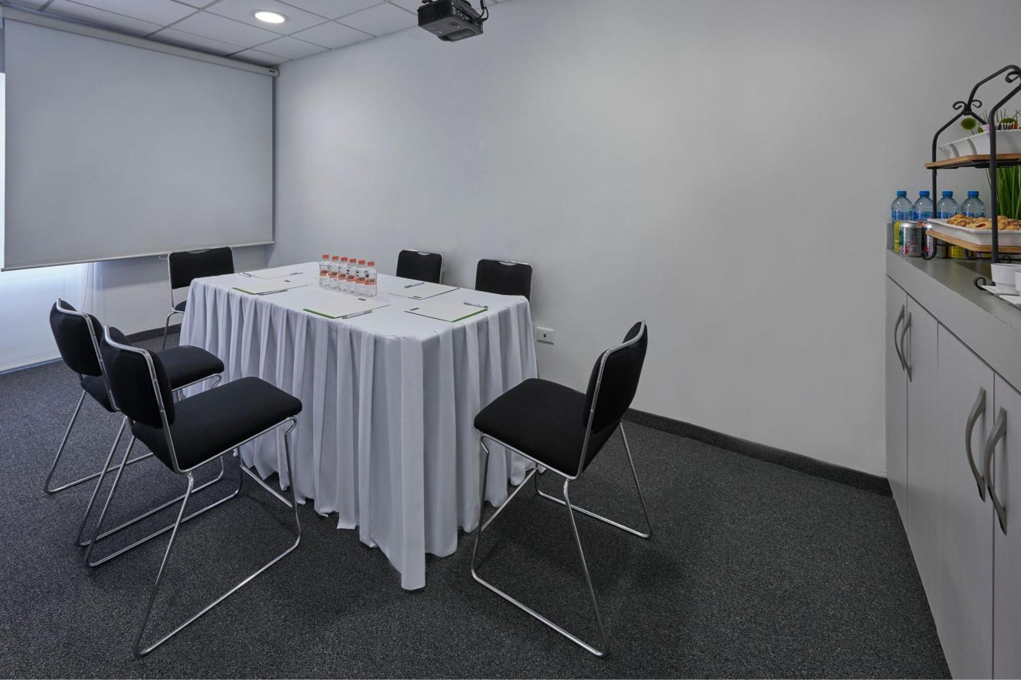 Express Junior By Marriott Aeropuerto