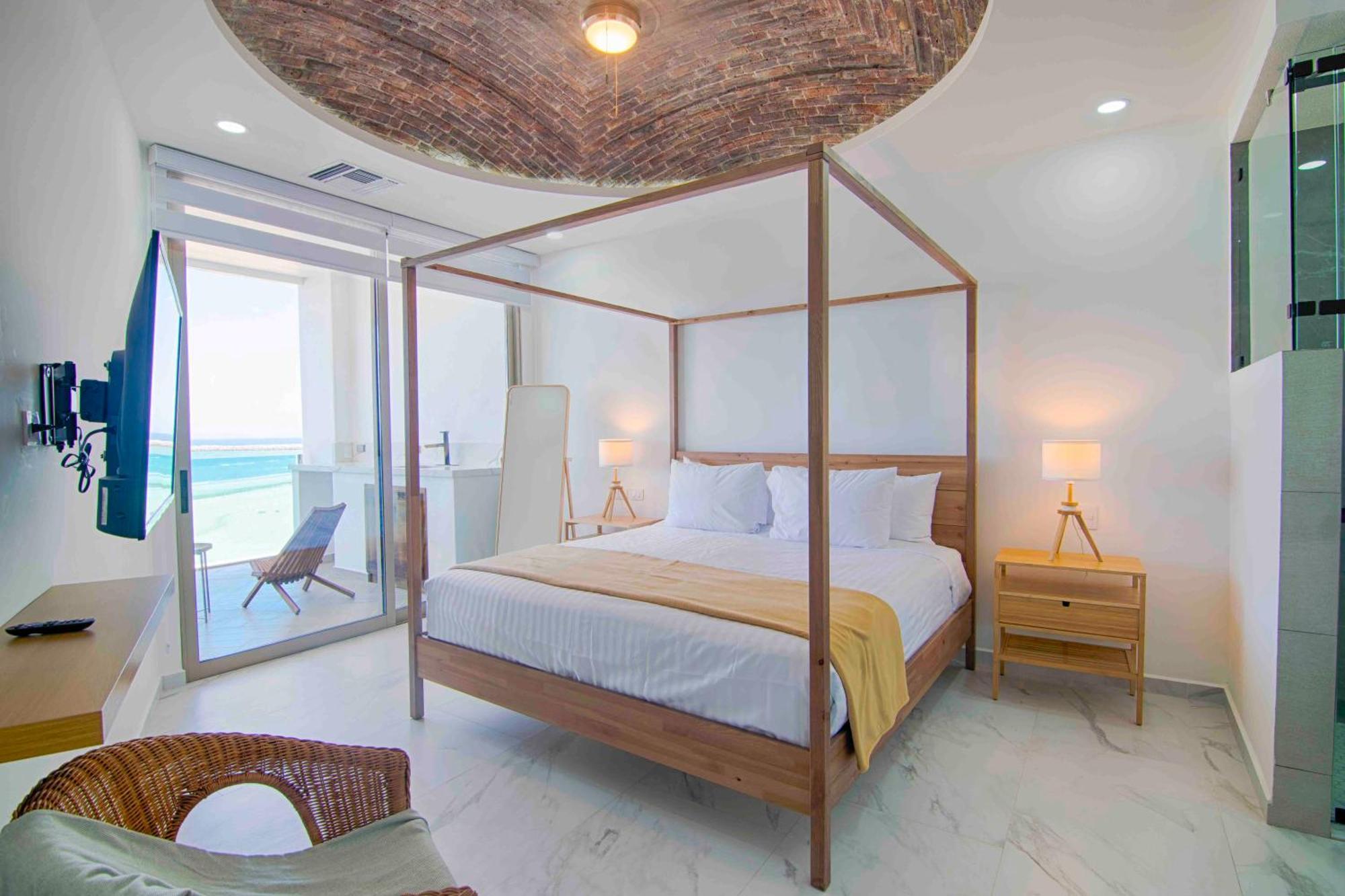 Esmeralda Hotel