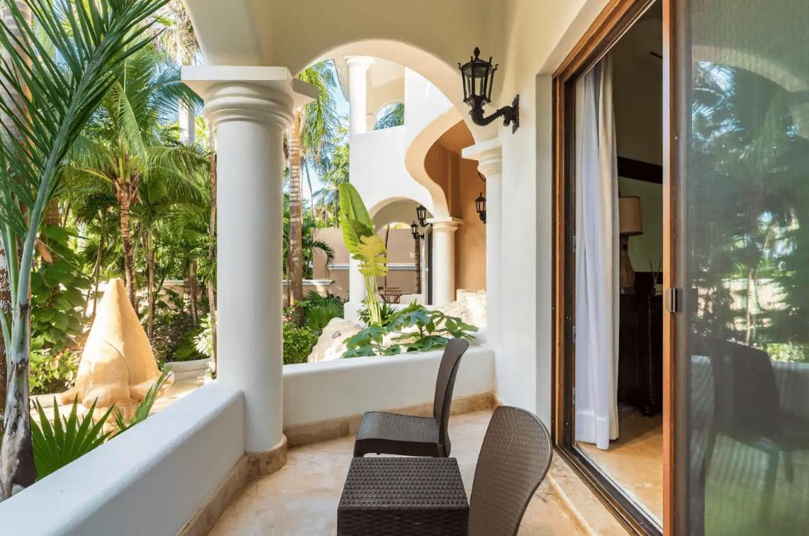 Villa Beachfront Hacienda Soliman Bay By Tripintravel