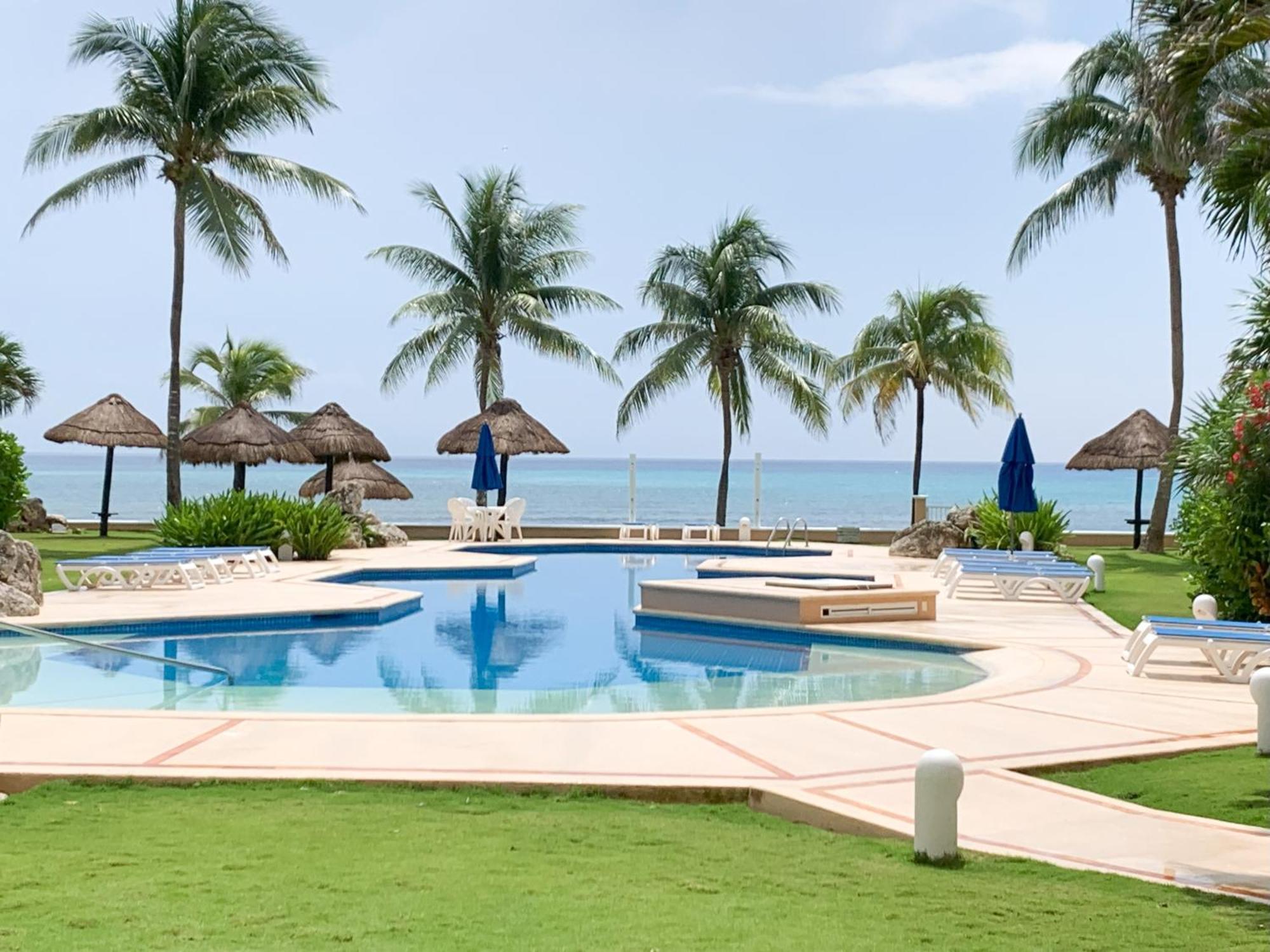 Apartment Beachfront Breathtaking Views