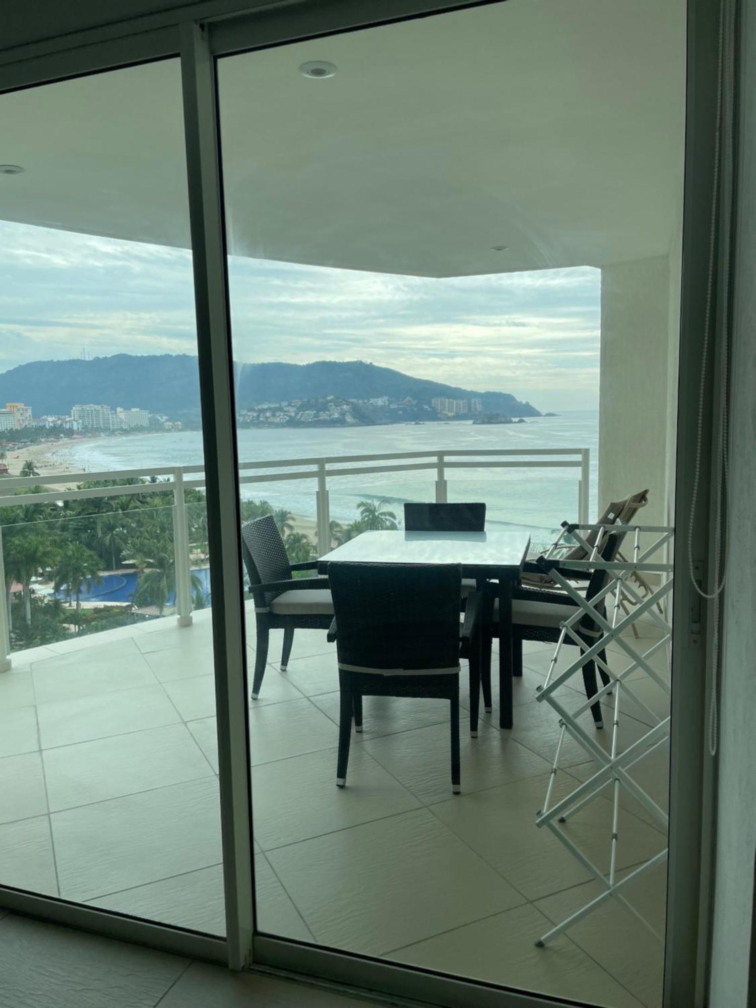 Bay View Grand Marina Ixtapa En Pie De Playa
