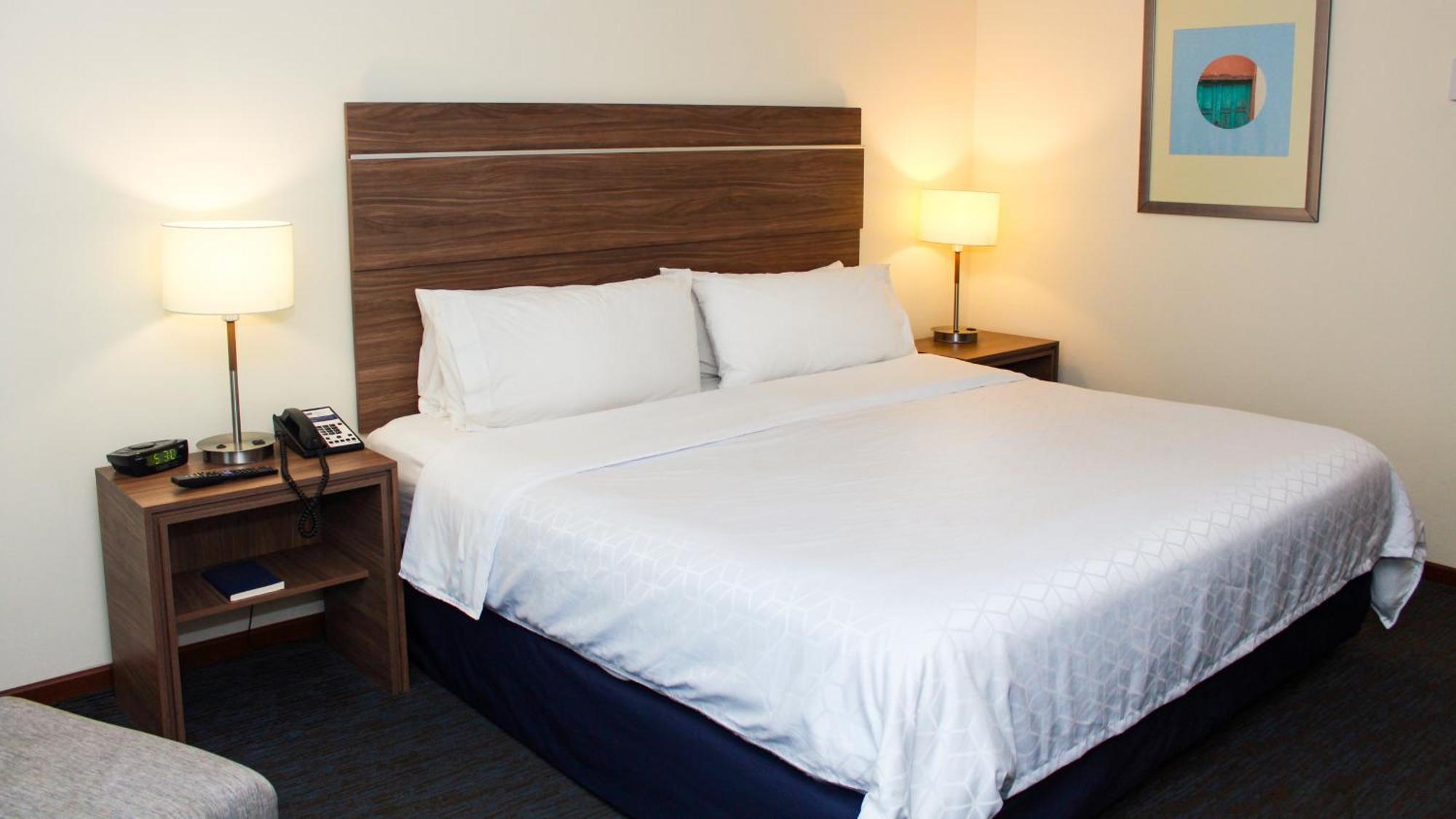 Express By Ihg 3*