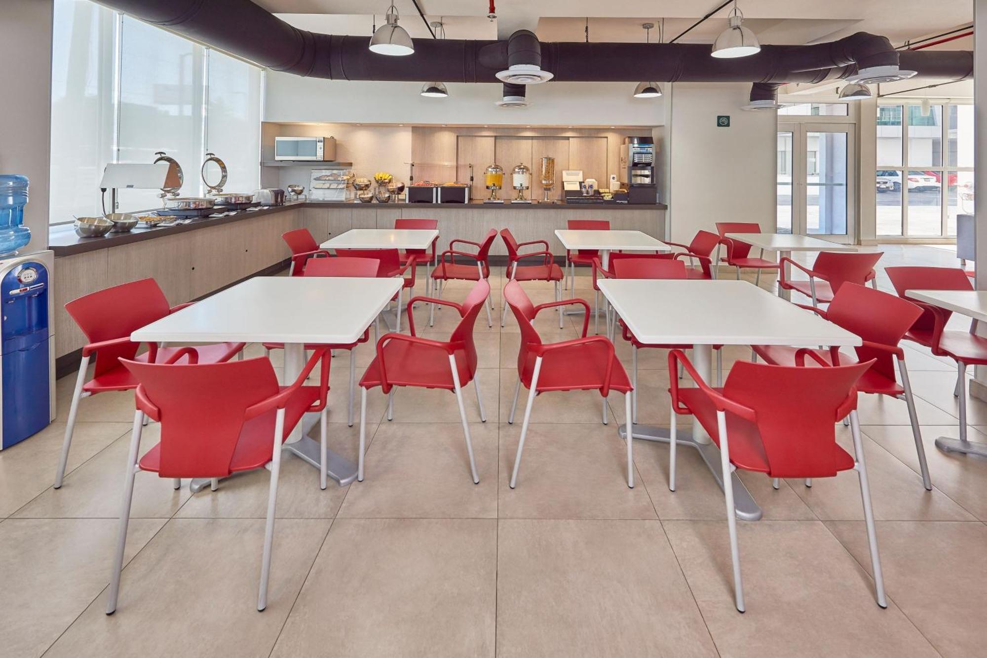 Express Junior By Marriott Hotel Mexicali
