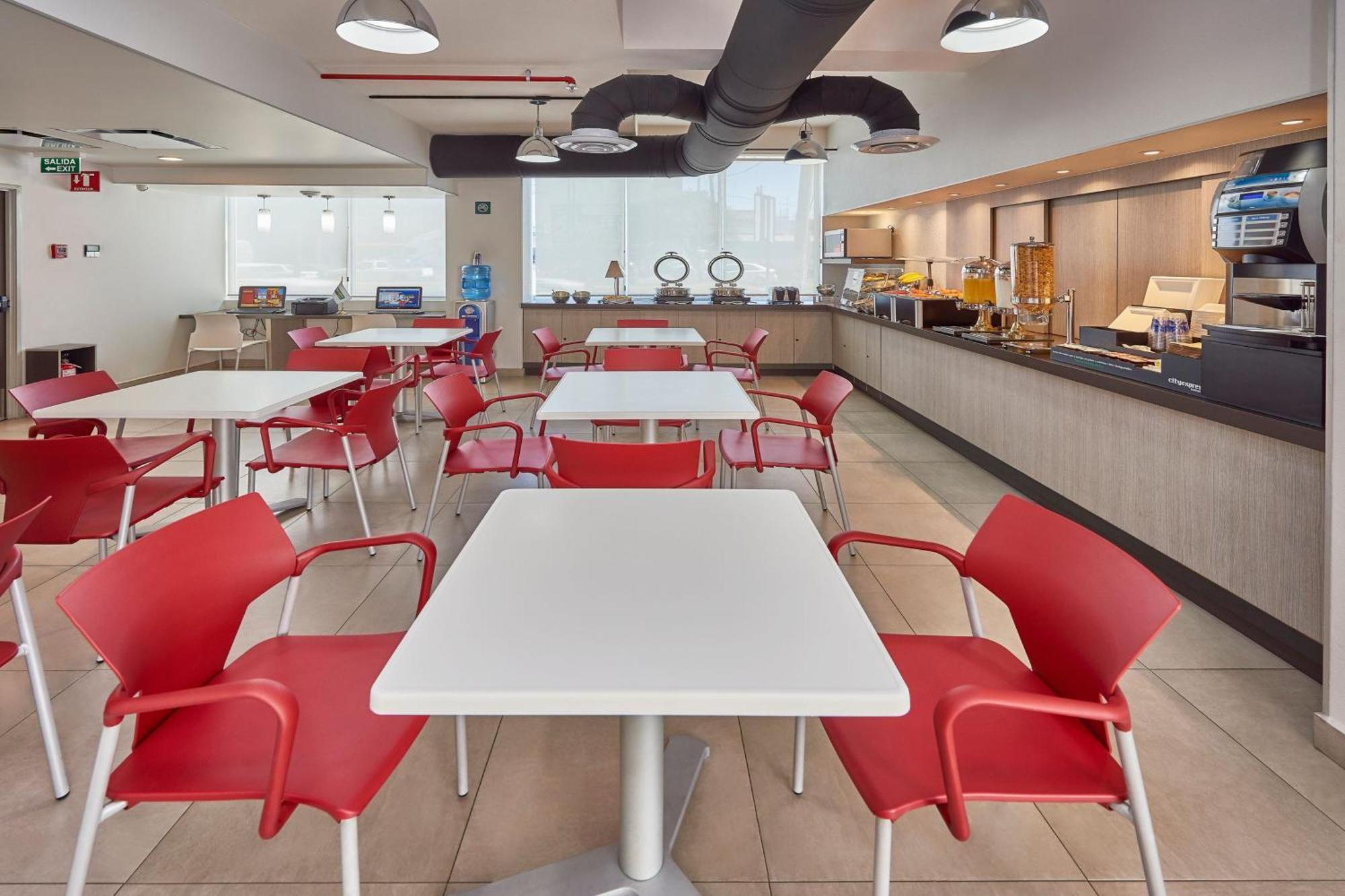 Express Junior By Marriott 3* Mexicali