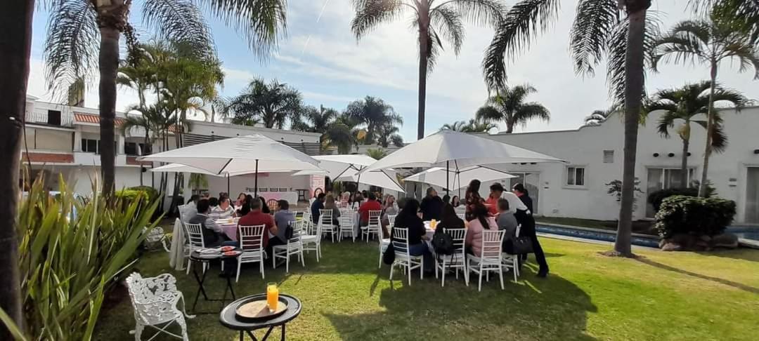 Hc & Desayuno En Cortesia Hotel Cuernavaca