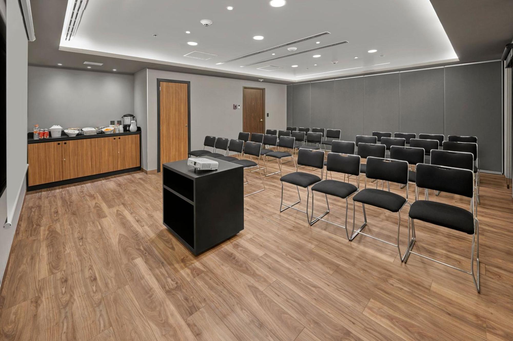 Hotel Express By Marriott Monterrey Lindavista