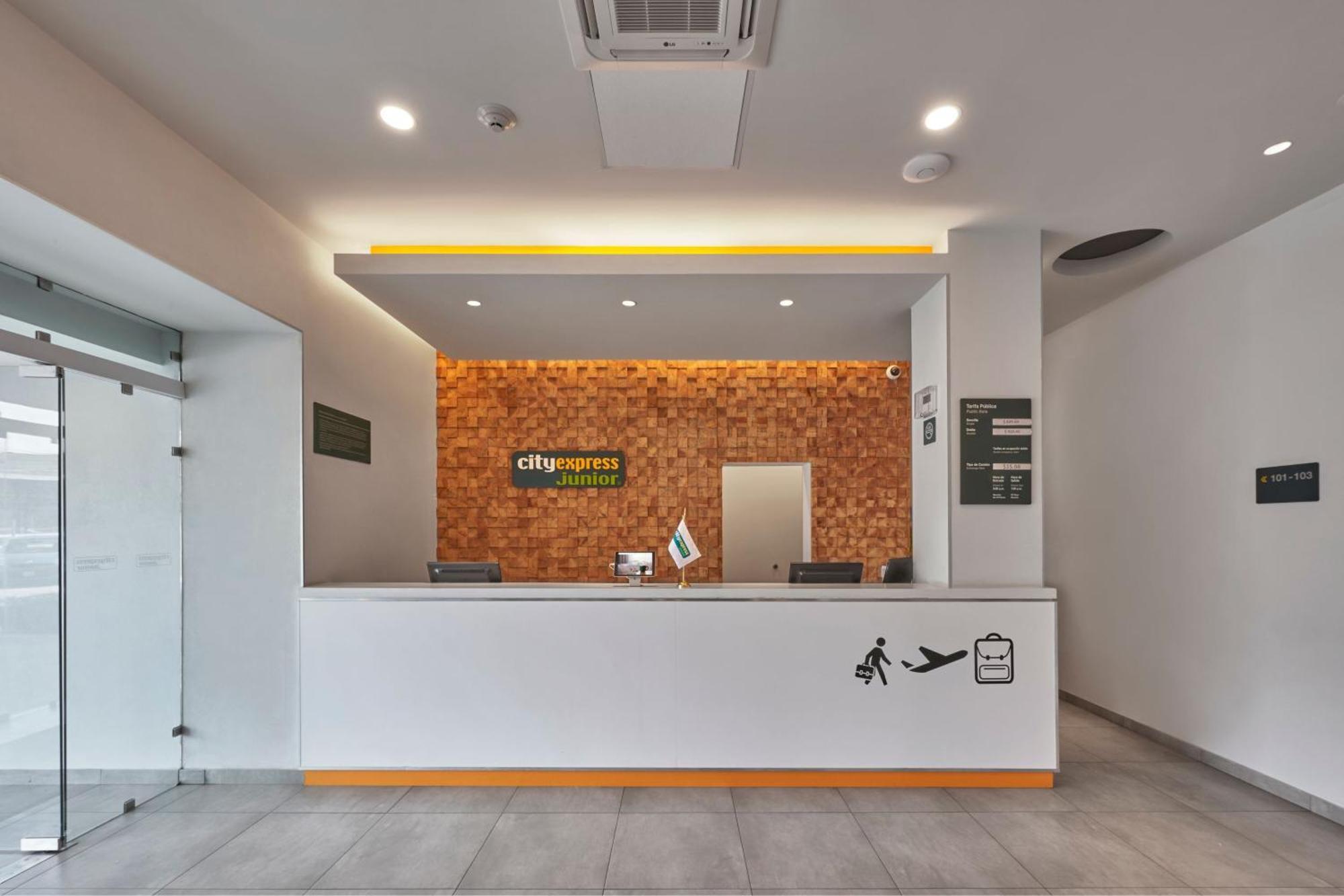 Express Junior By Marriott Aeropuerto