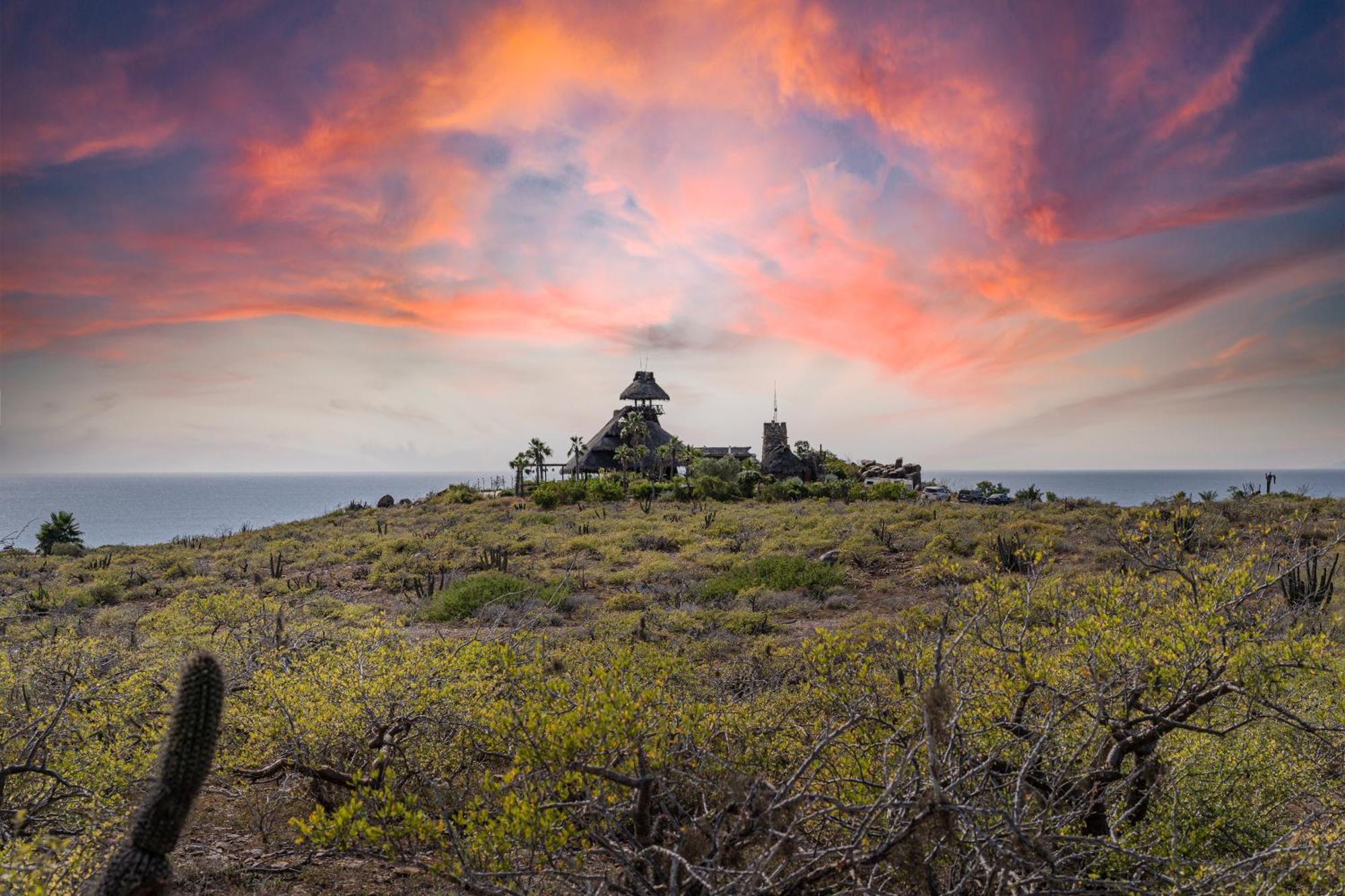 Guaycura Boutique Hotel, Club & 3* Todos Santos